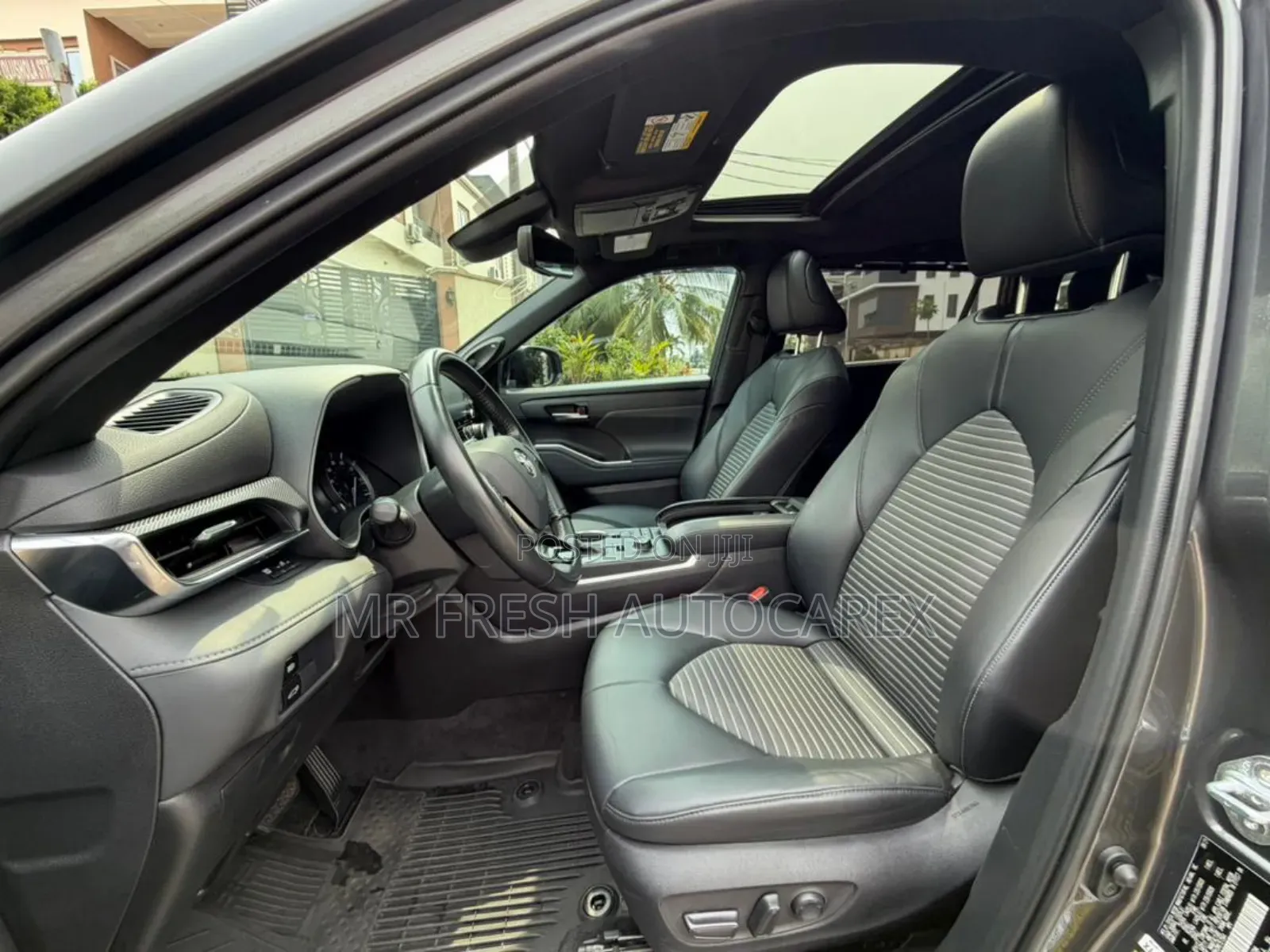 Toyota Highlander XSE 2022 Gray