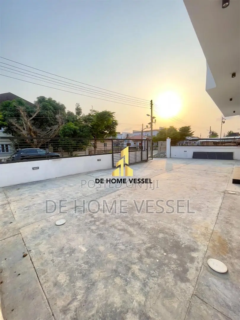 4bdrm Duplex in Ajah for sale