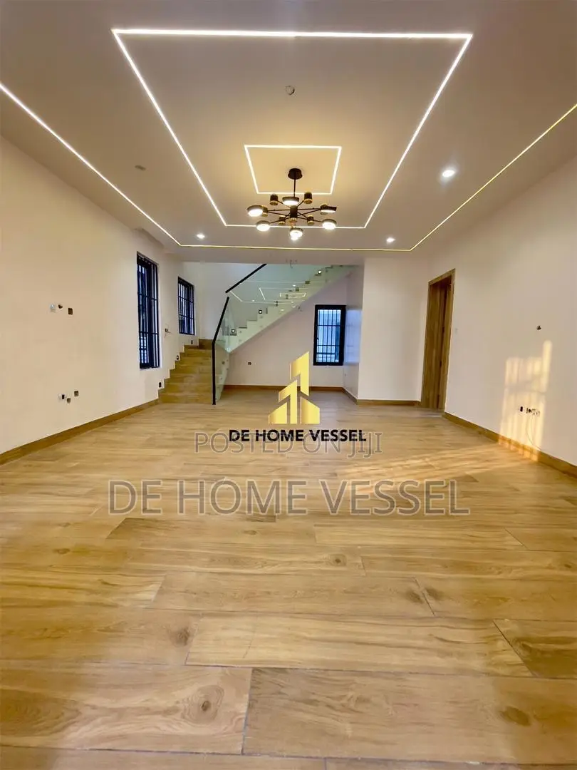 4bdrm Duplex in Ajah for sale