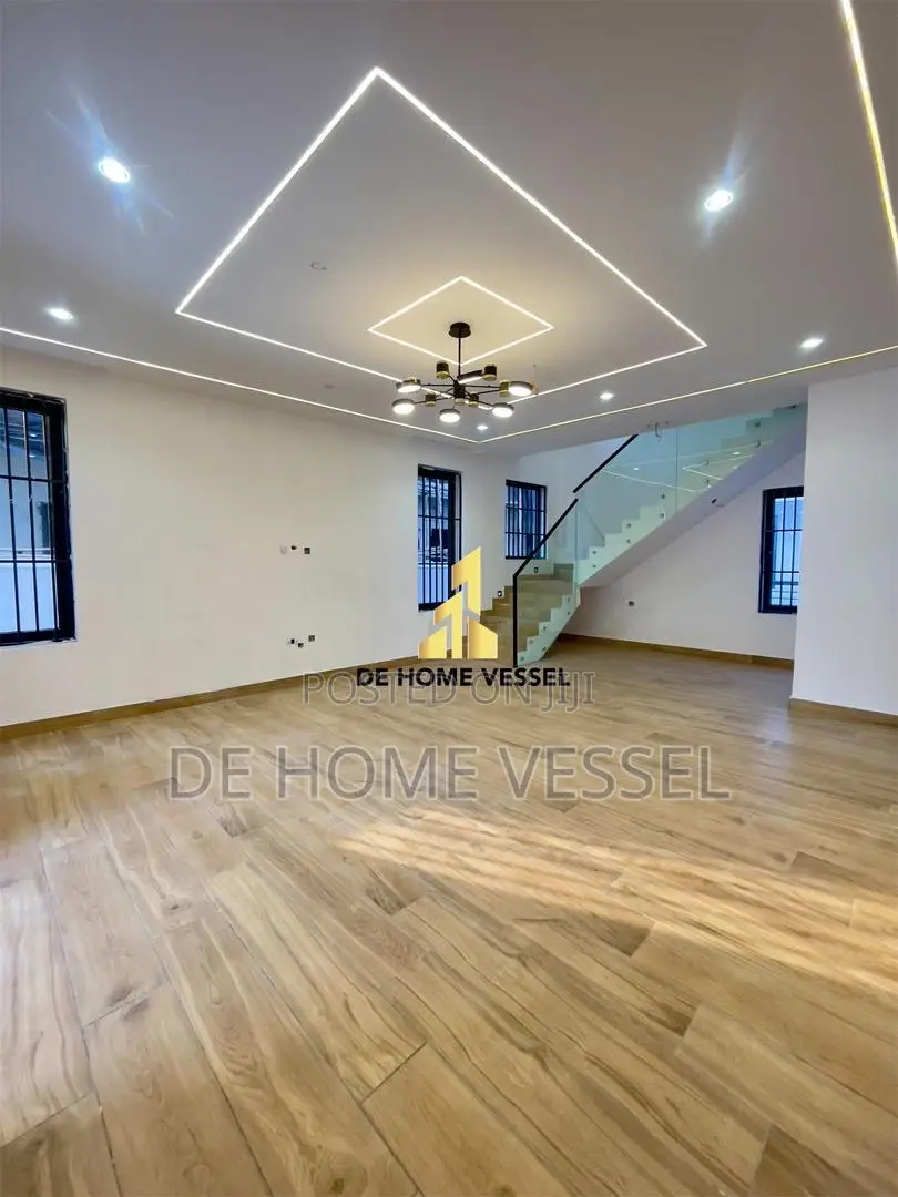 4bdrm Duplex in Ajah for sale