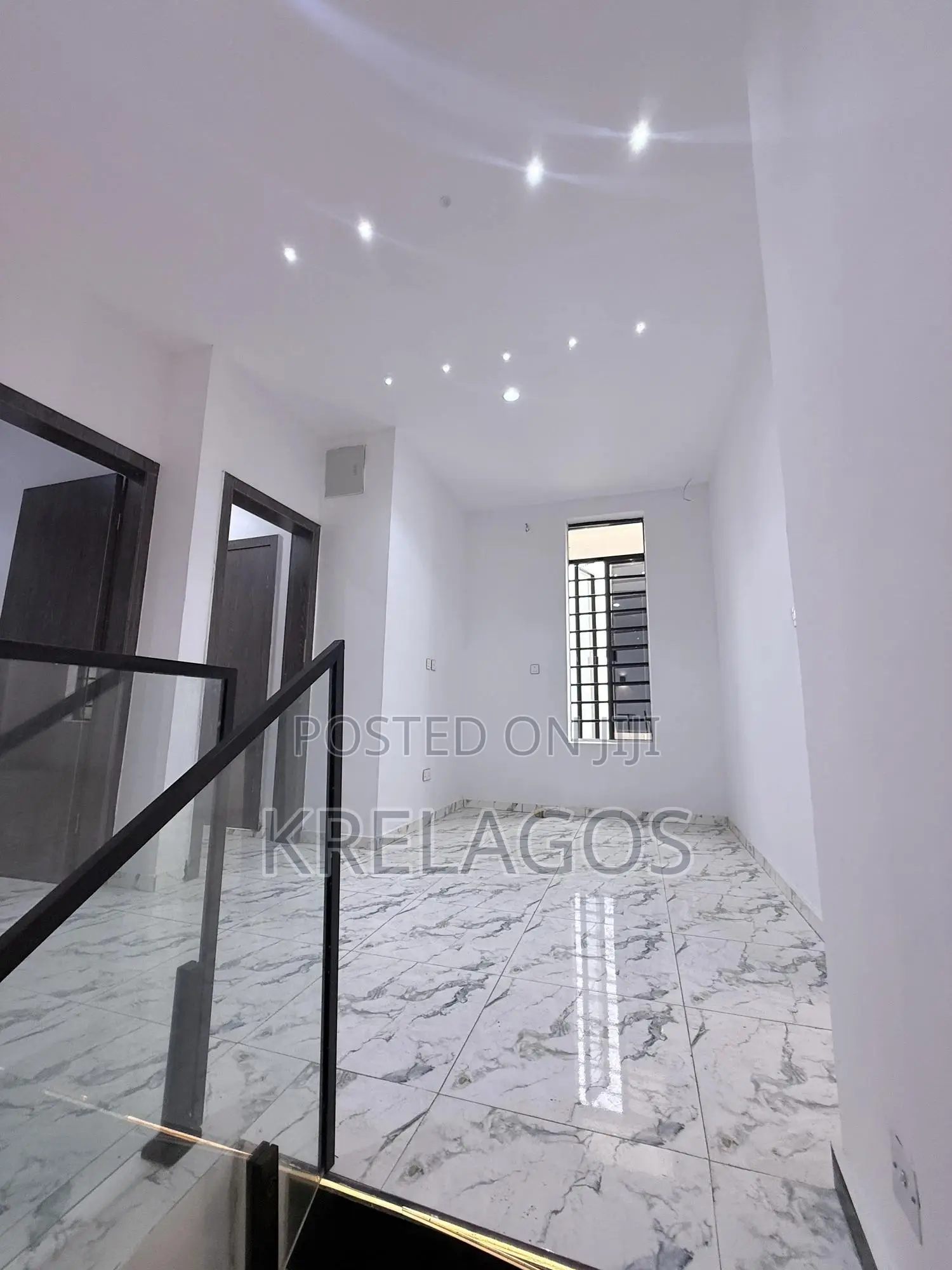 4bdrm Duplex in Ikota for sale