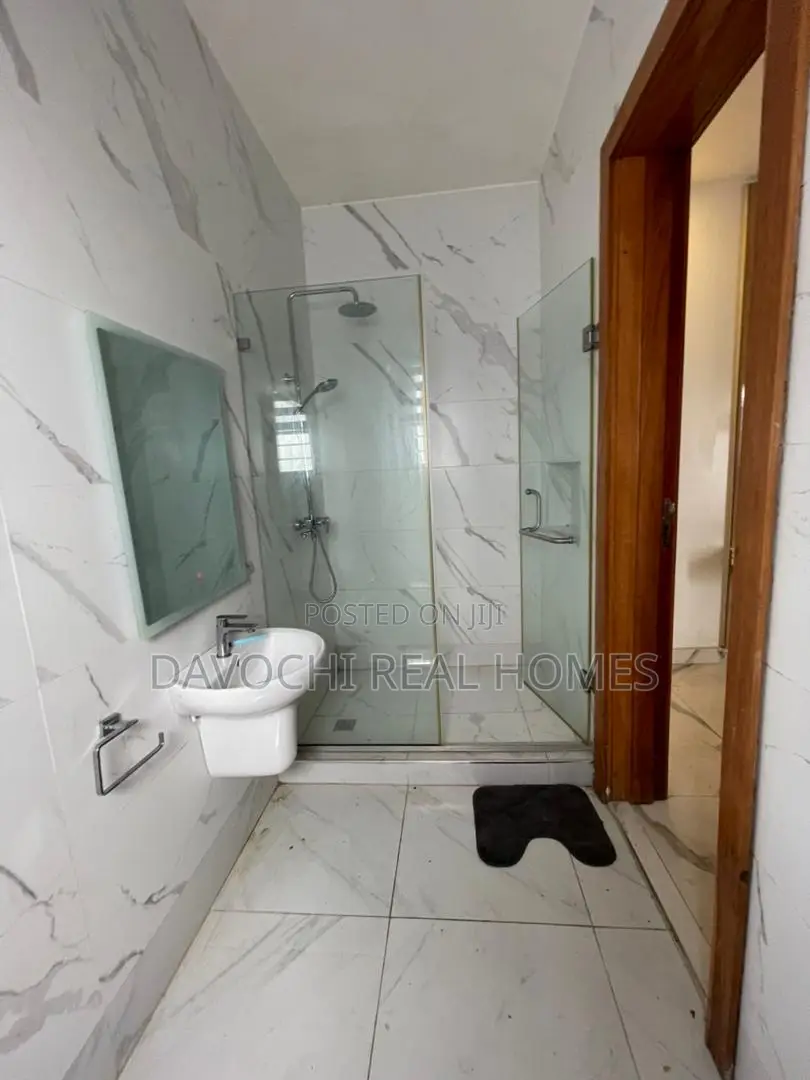 Furnished 5bdrm Duplex in Agungi, for rent
