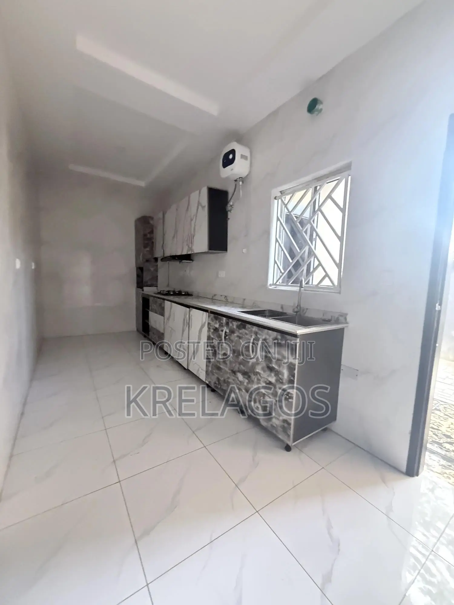 2bdrm Apartment in Ajah, Off Lekki-Epe Expressway for sale