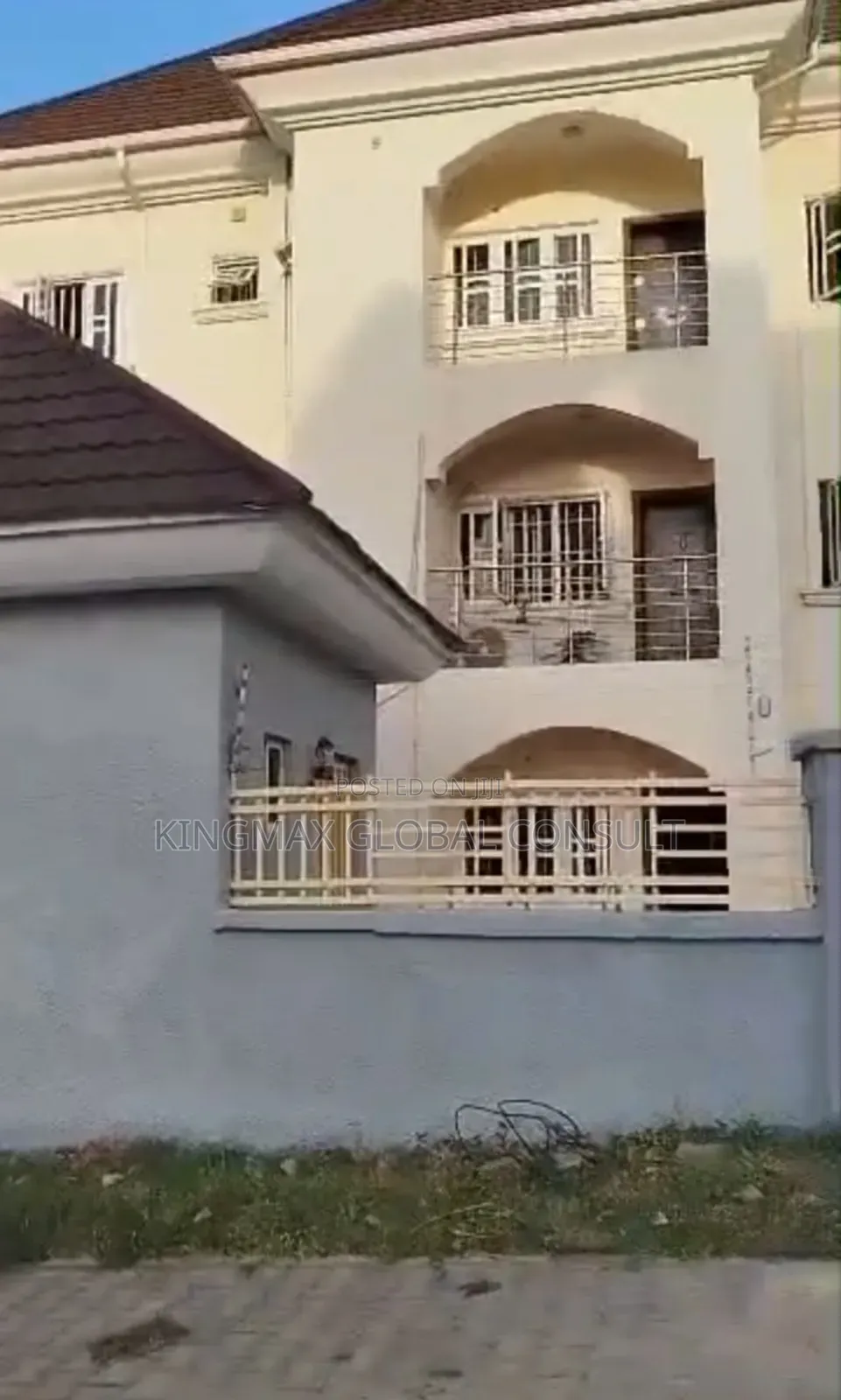 5bdrm Duplex in Wuye Abuja for sale