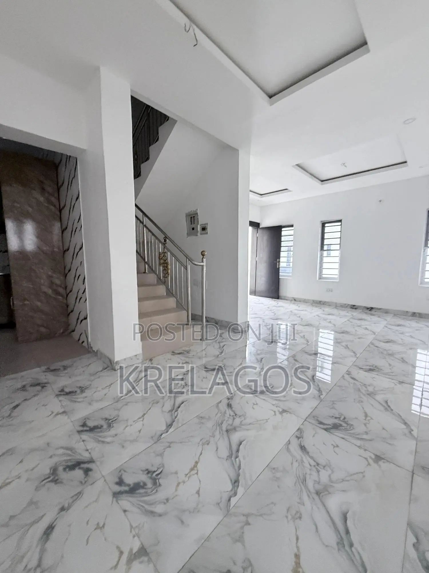 3bdrm Duplex in Ajah, Off Lekki-Epe Expressway for sale