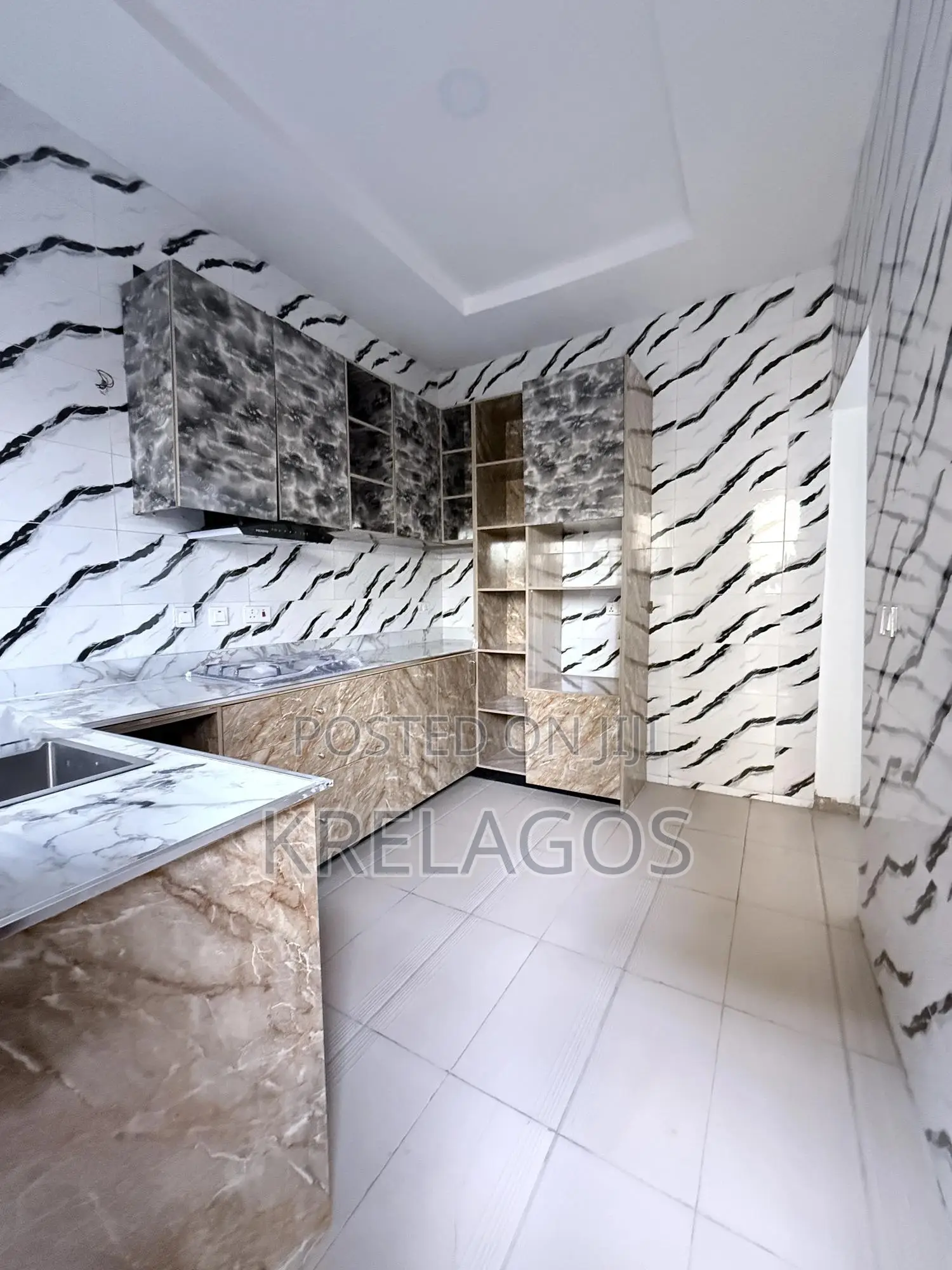4bdrm Duplex in Ajah, Off Lekki-Epe Expressway for sale