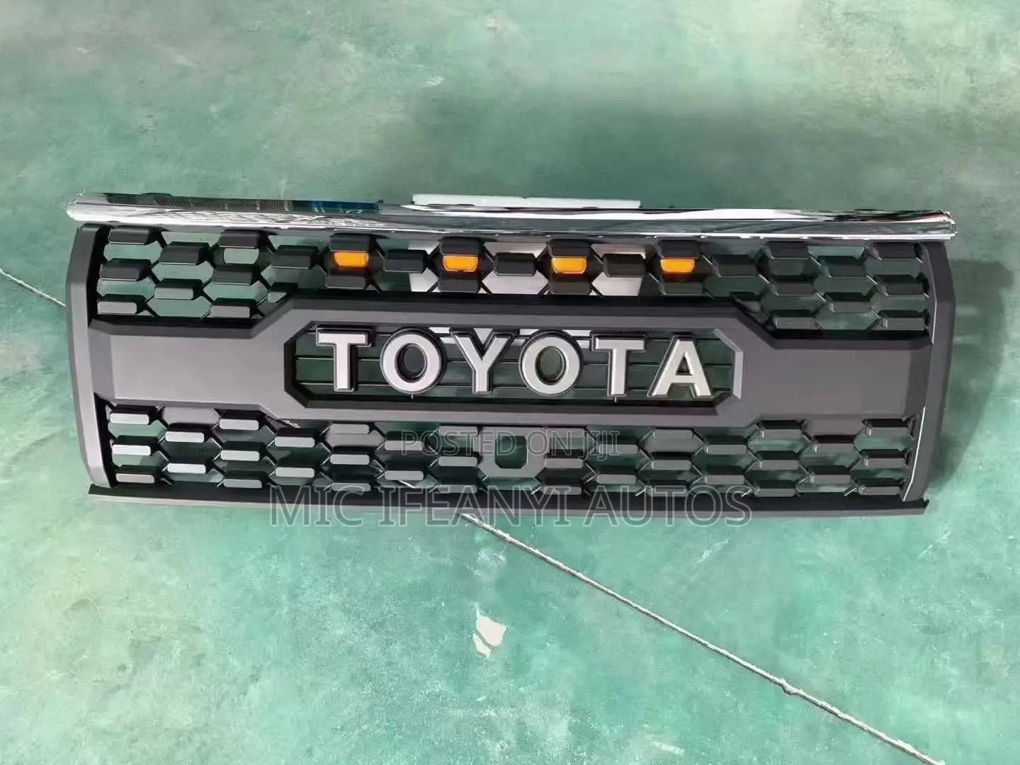 Front Grille Toyota Prado
