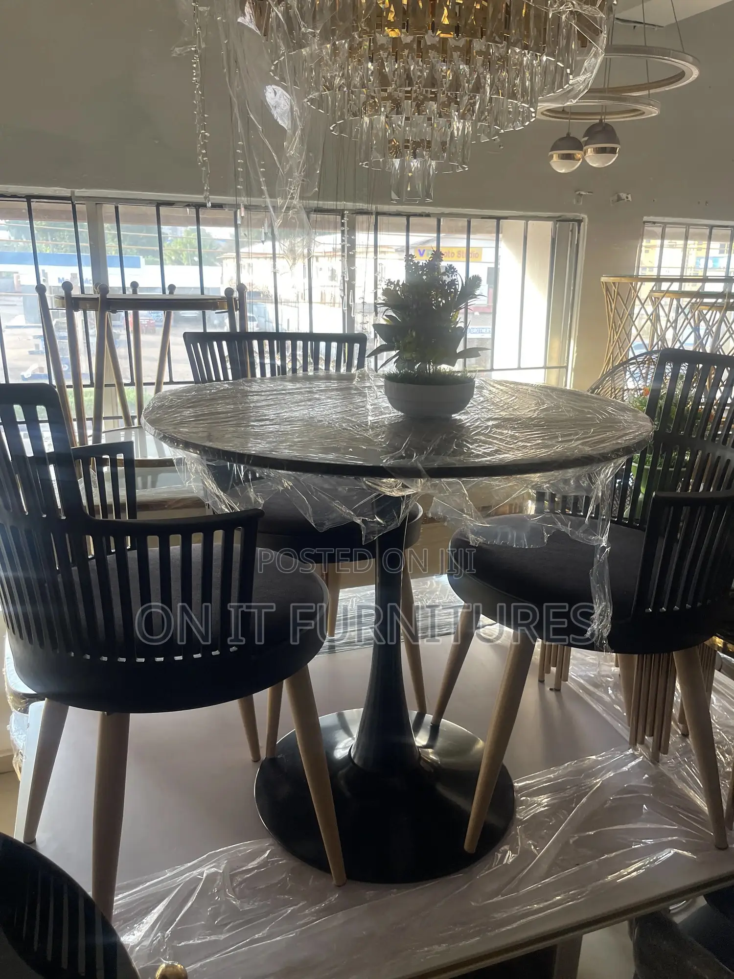 Mid-Century Modern Black Pedestal Dining Set – Table Chairs