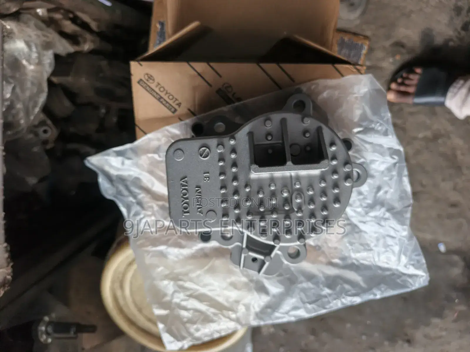 Aisin Electric Water Pump for 2010-2015 Toyota Prius [Japan]