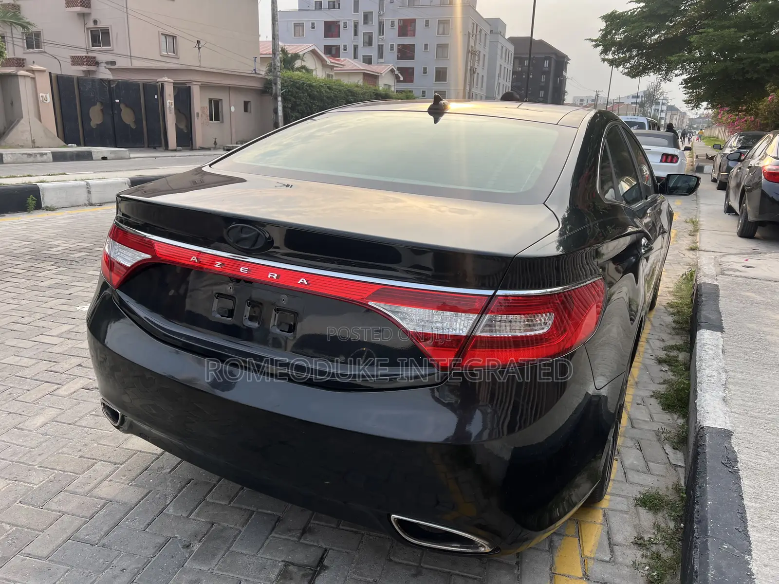 Hyundai Azera 3.3L 2013 Black