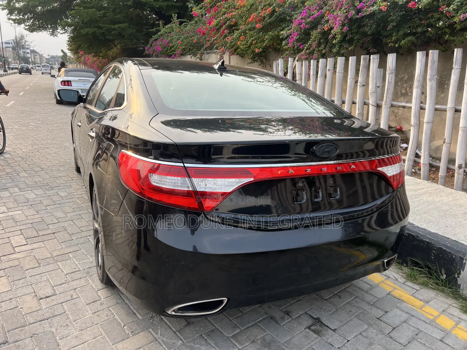 Hyundai Azera 3.3L 2013 Black