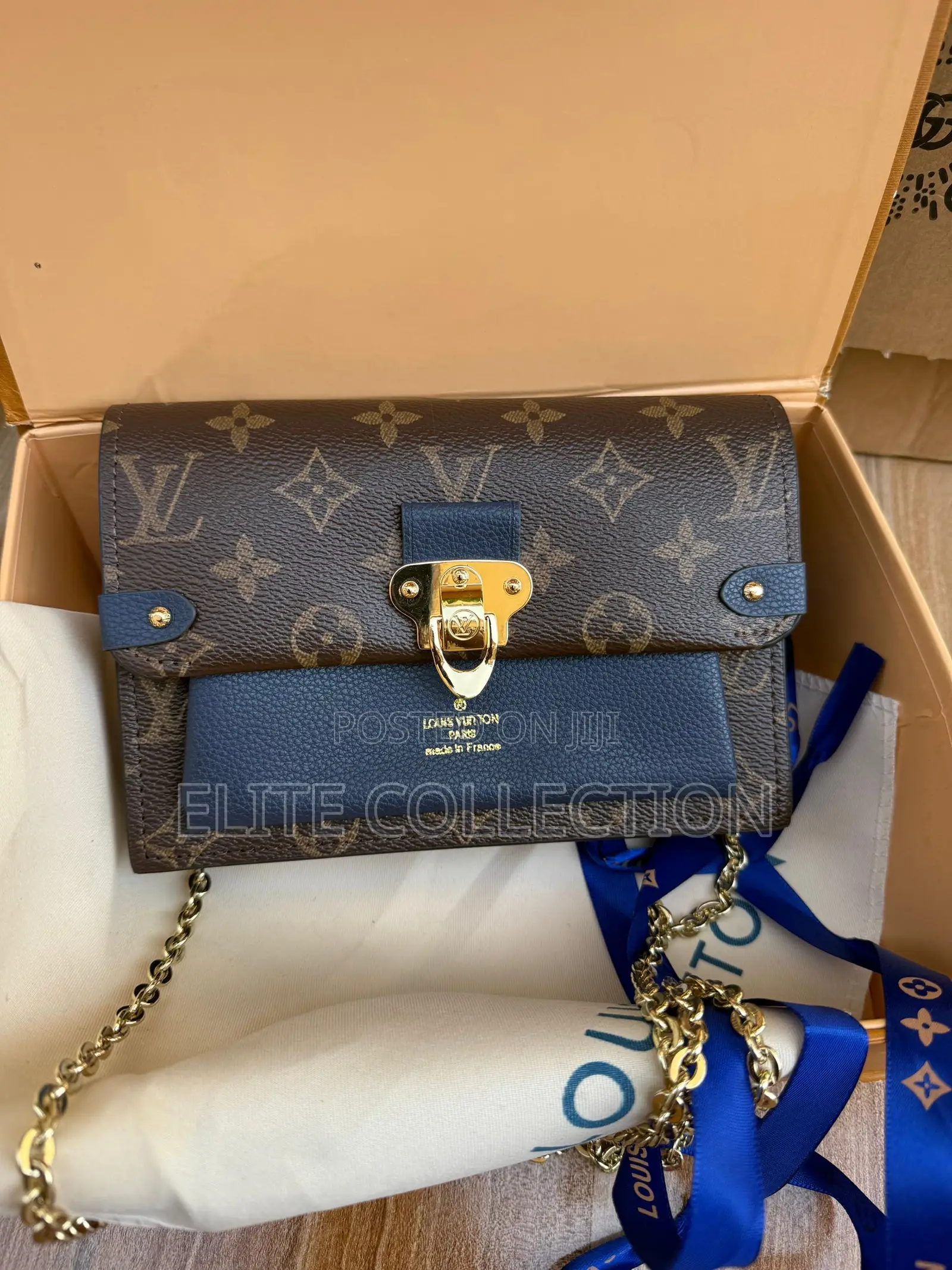 Original Louis Vuitton Victoire Crossbody Bag