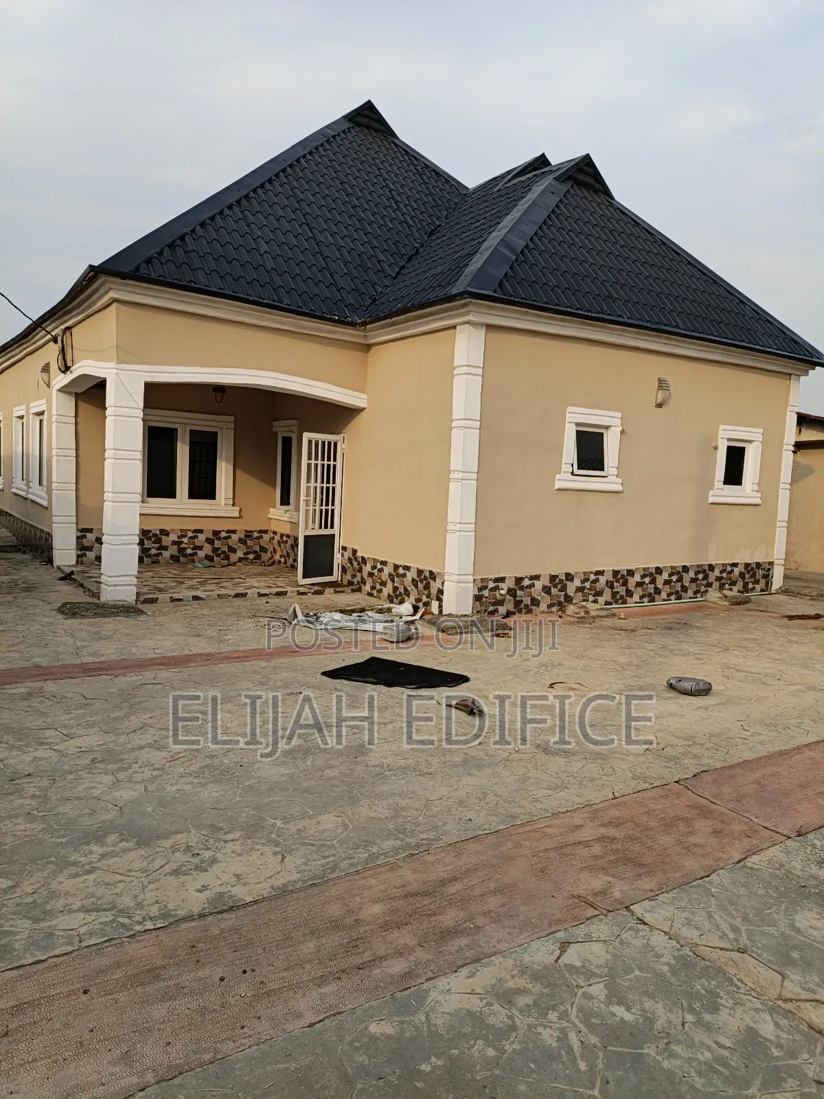 Furnished 4bdrm Bungalow in Ijede for rent