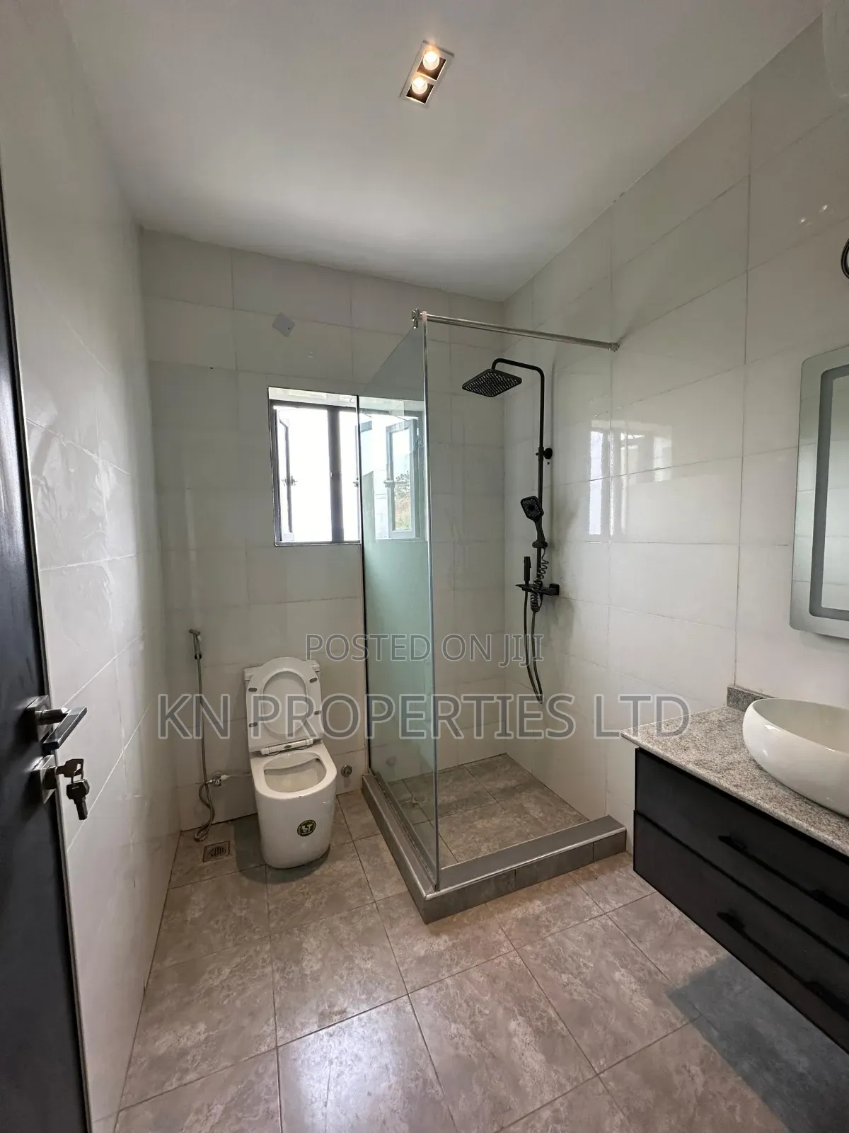 4bdrm Duplex in Katampe Extension for sale
