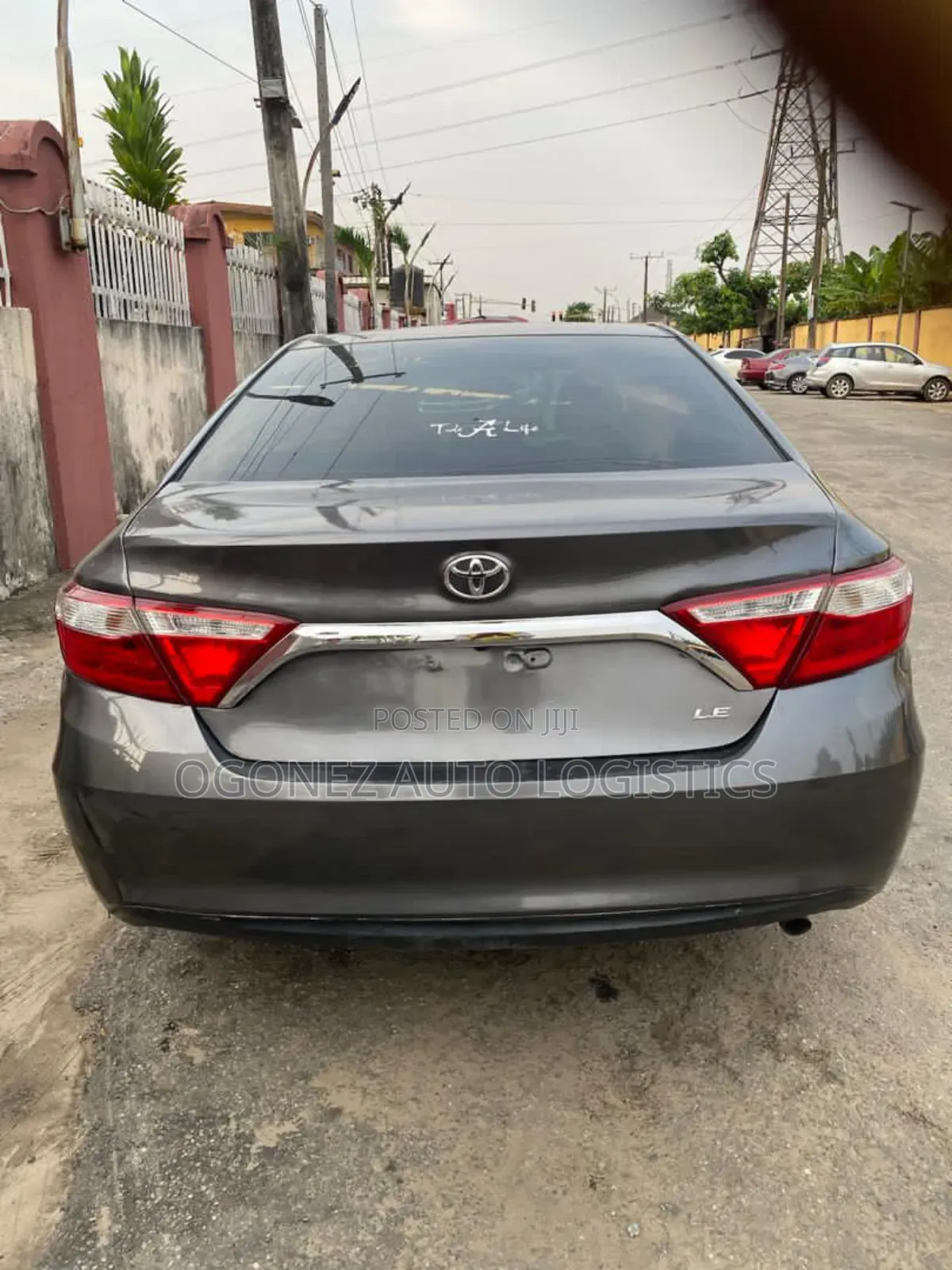 Toyota Camry XLE 4dr Sedan (2.5L 4cyl 6A) 2016 Gray