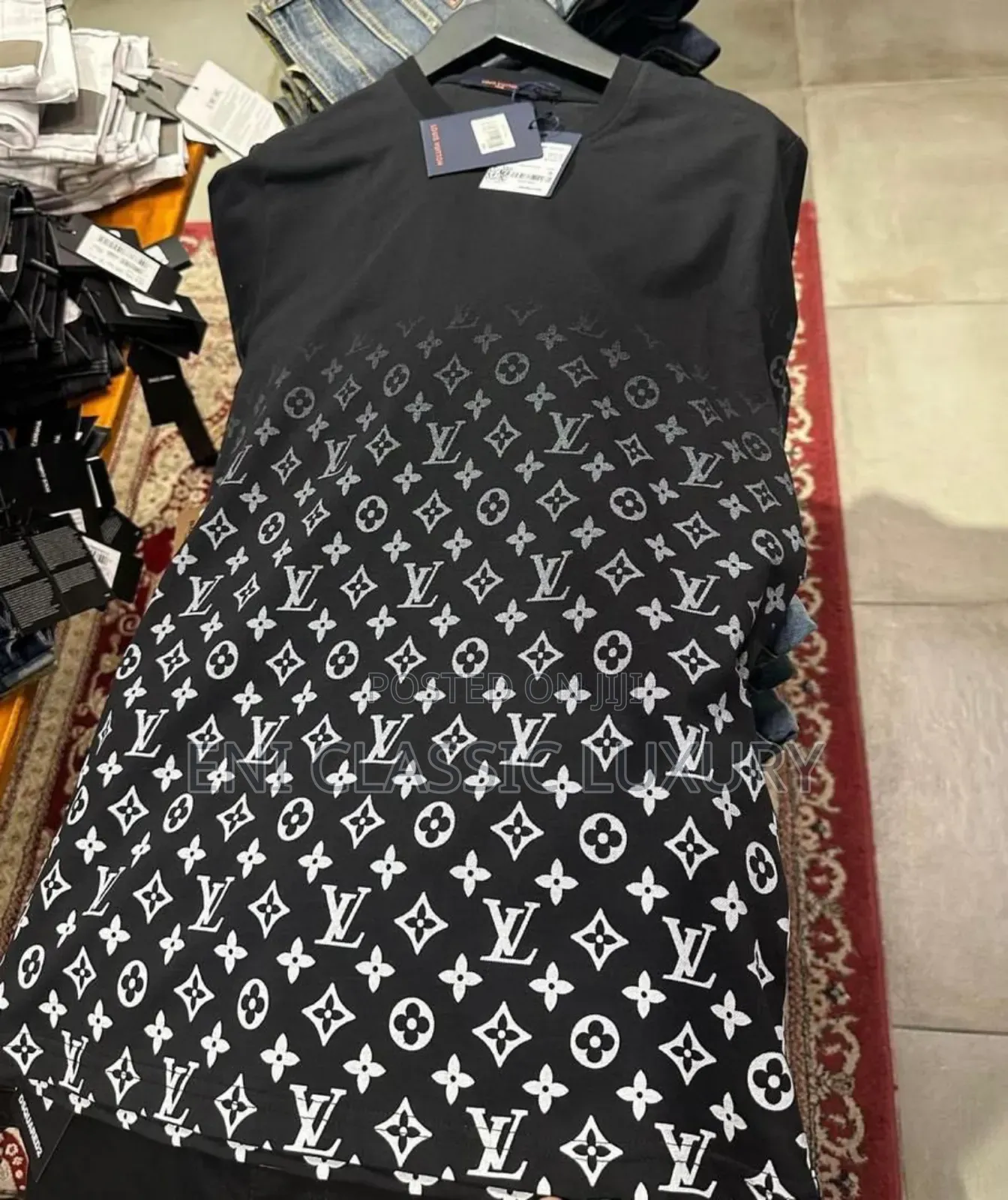Top Quality Luxury Men's Round Neck Louis Vuitton