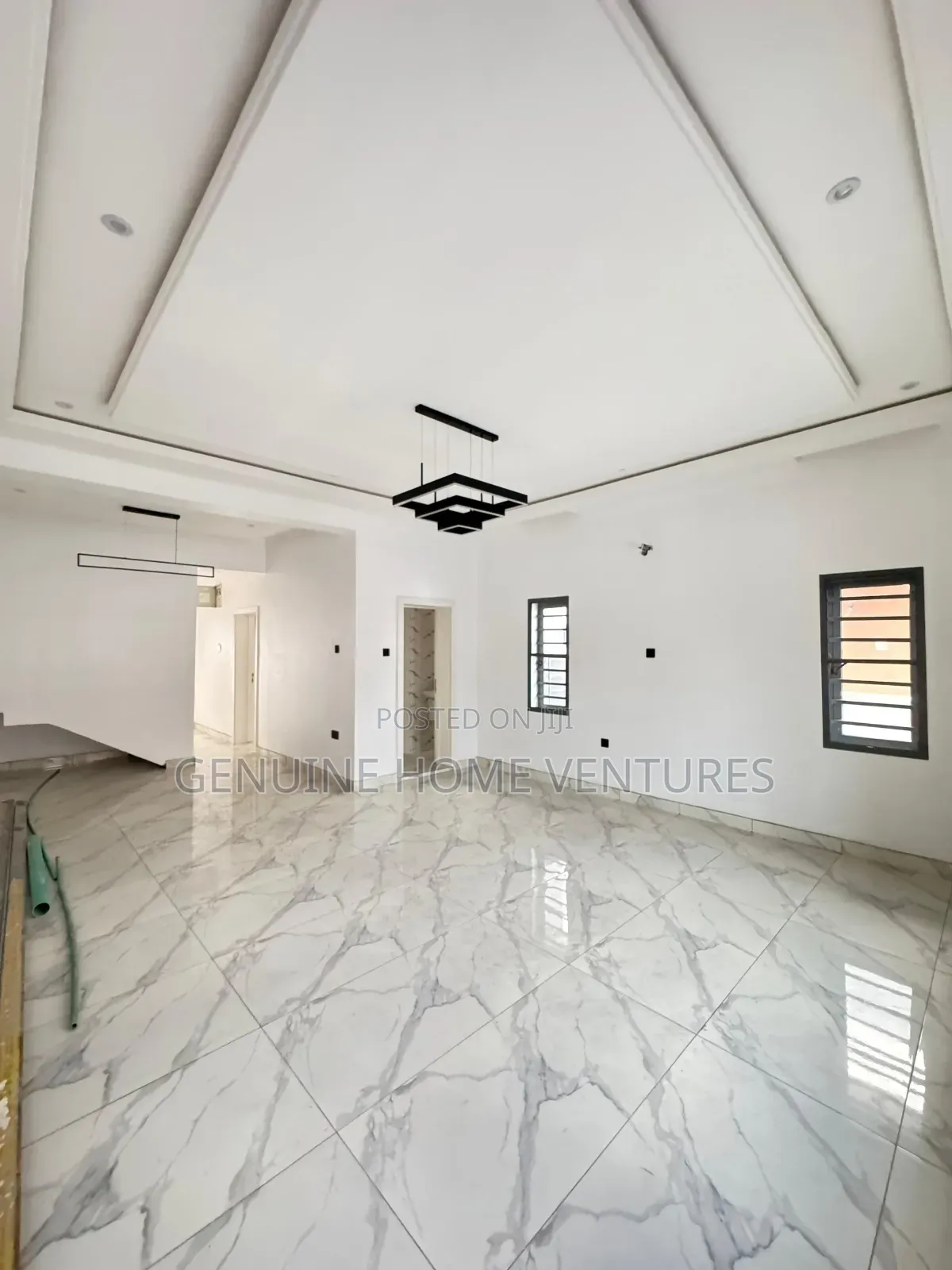 4bdrm Duplex in Surulere for sale