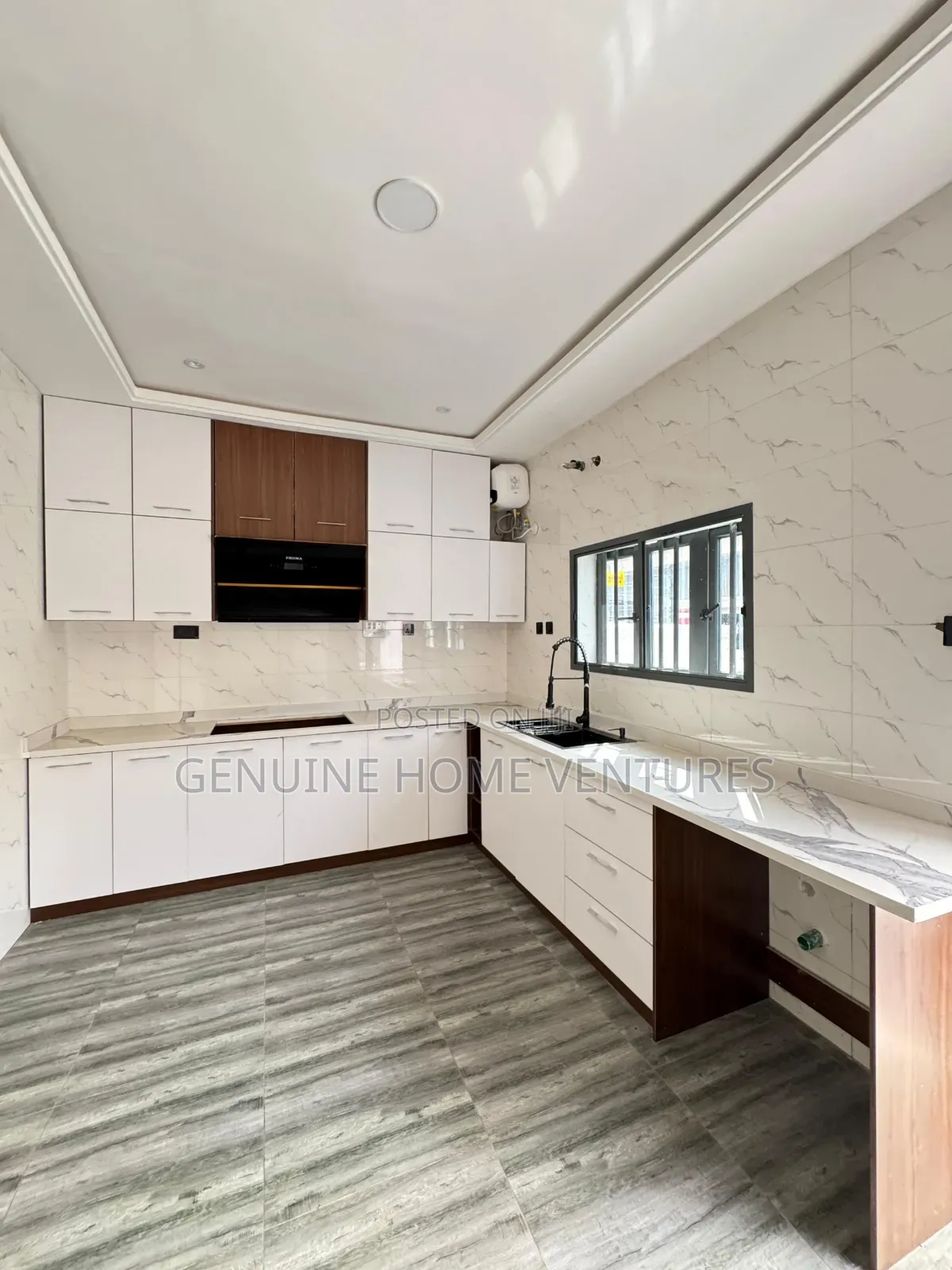 4bdrm Duplex in Surulere for sale