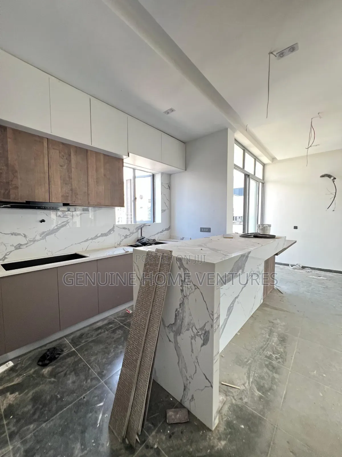 3bdrm Duplex in Lekki Phase for sale