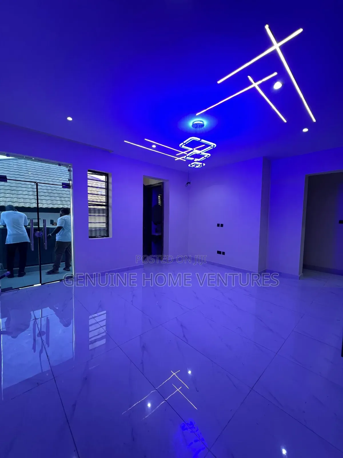 2bdrm Apartment in Lekki Phase 1 for sale