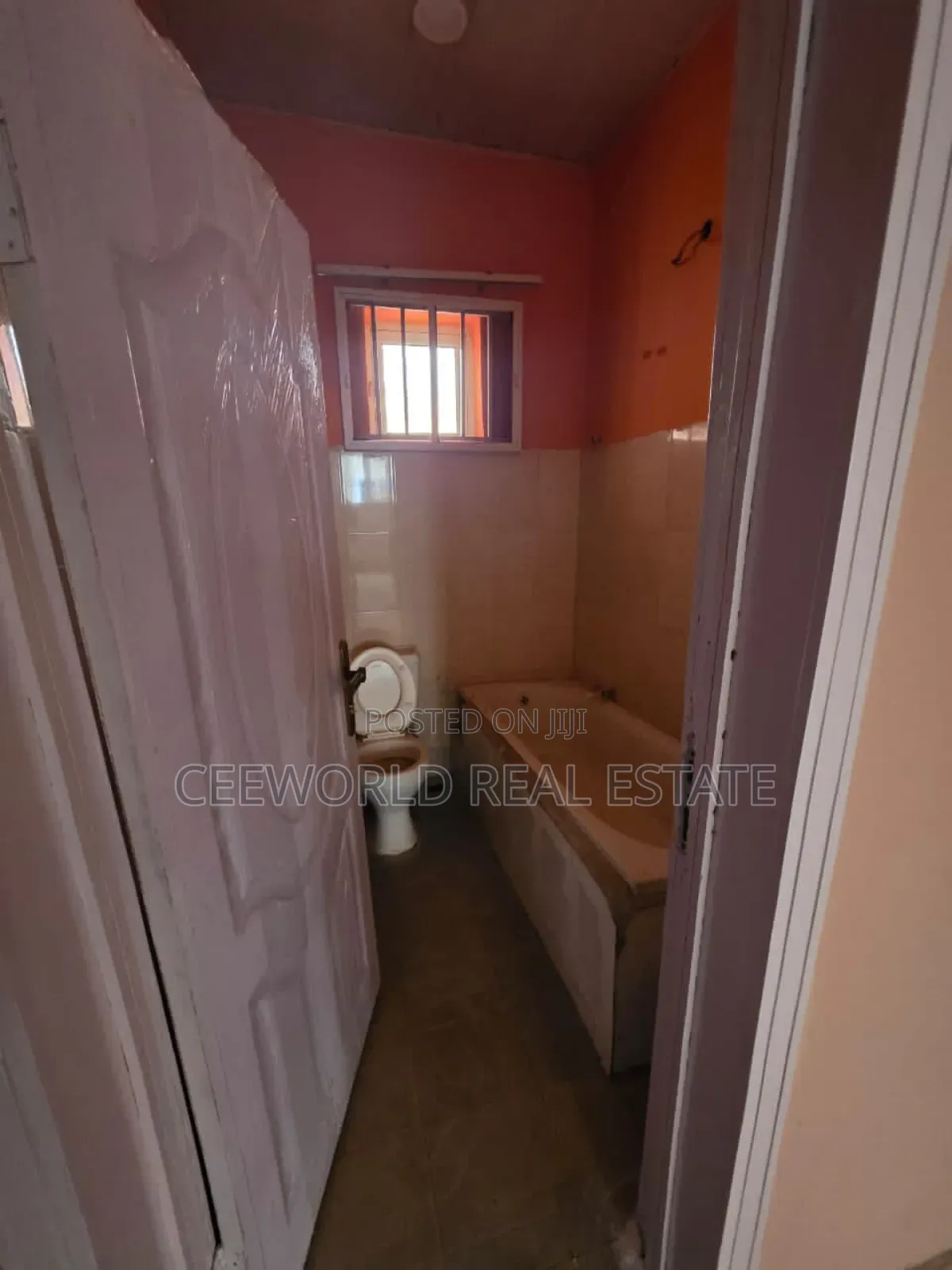 4bdrm Bungalow in Calton Gate Estate, Akobo for rent
