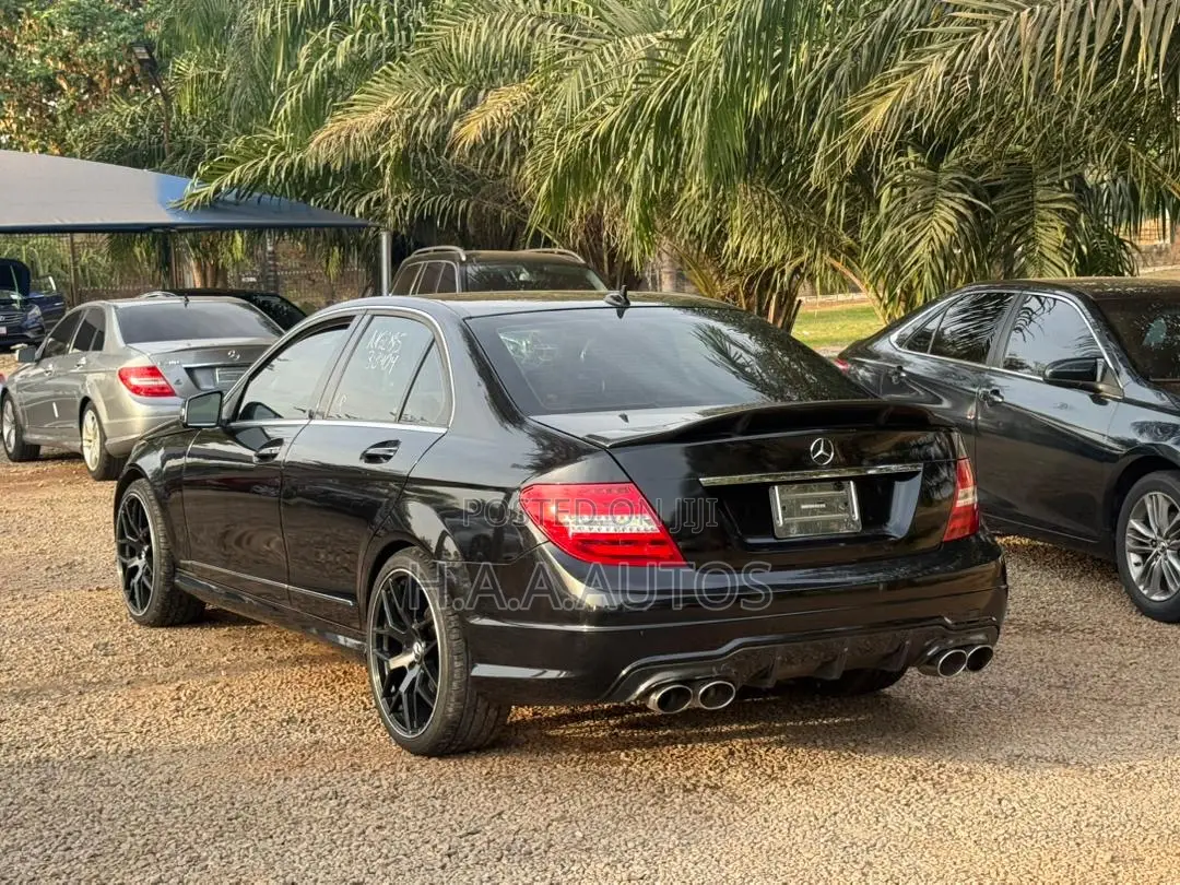Mercedes-Benz C300 Sport 4Matic Sedan AWD (3.5L 6cyl 7A) 2014 Black