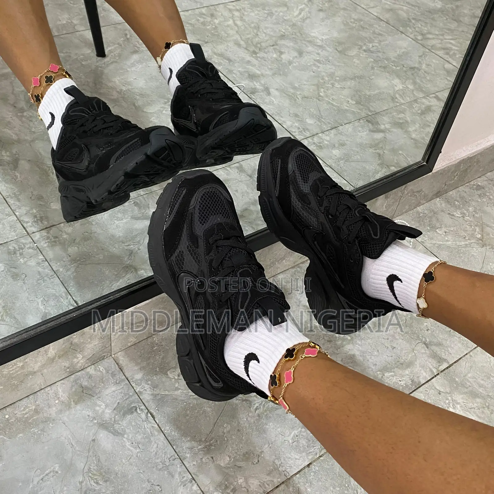 Nike Runtekk Triple Black Sneakers