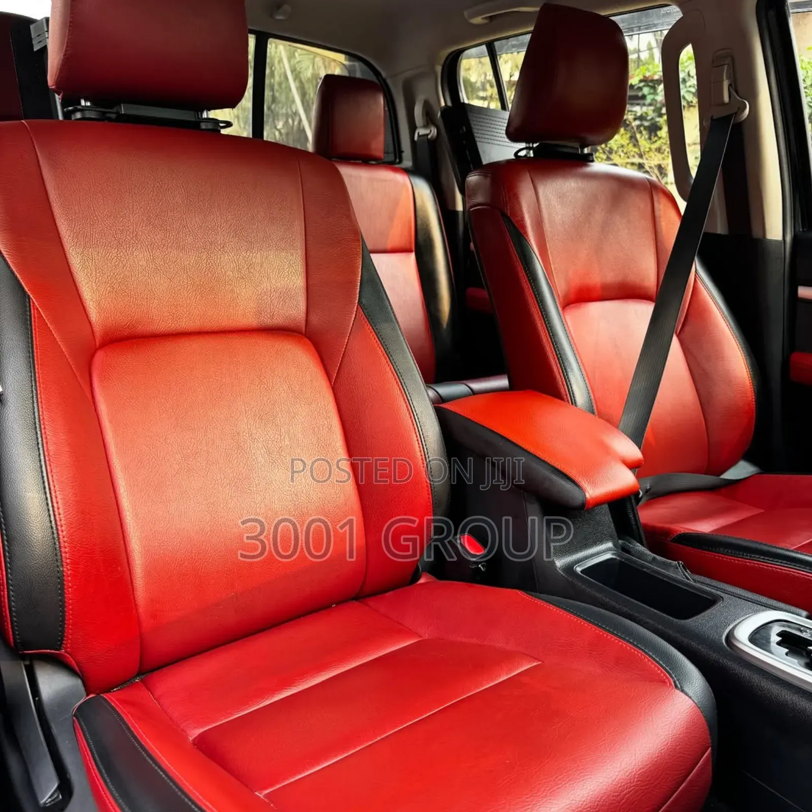 Toyota Hilux 2025 Black