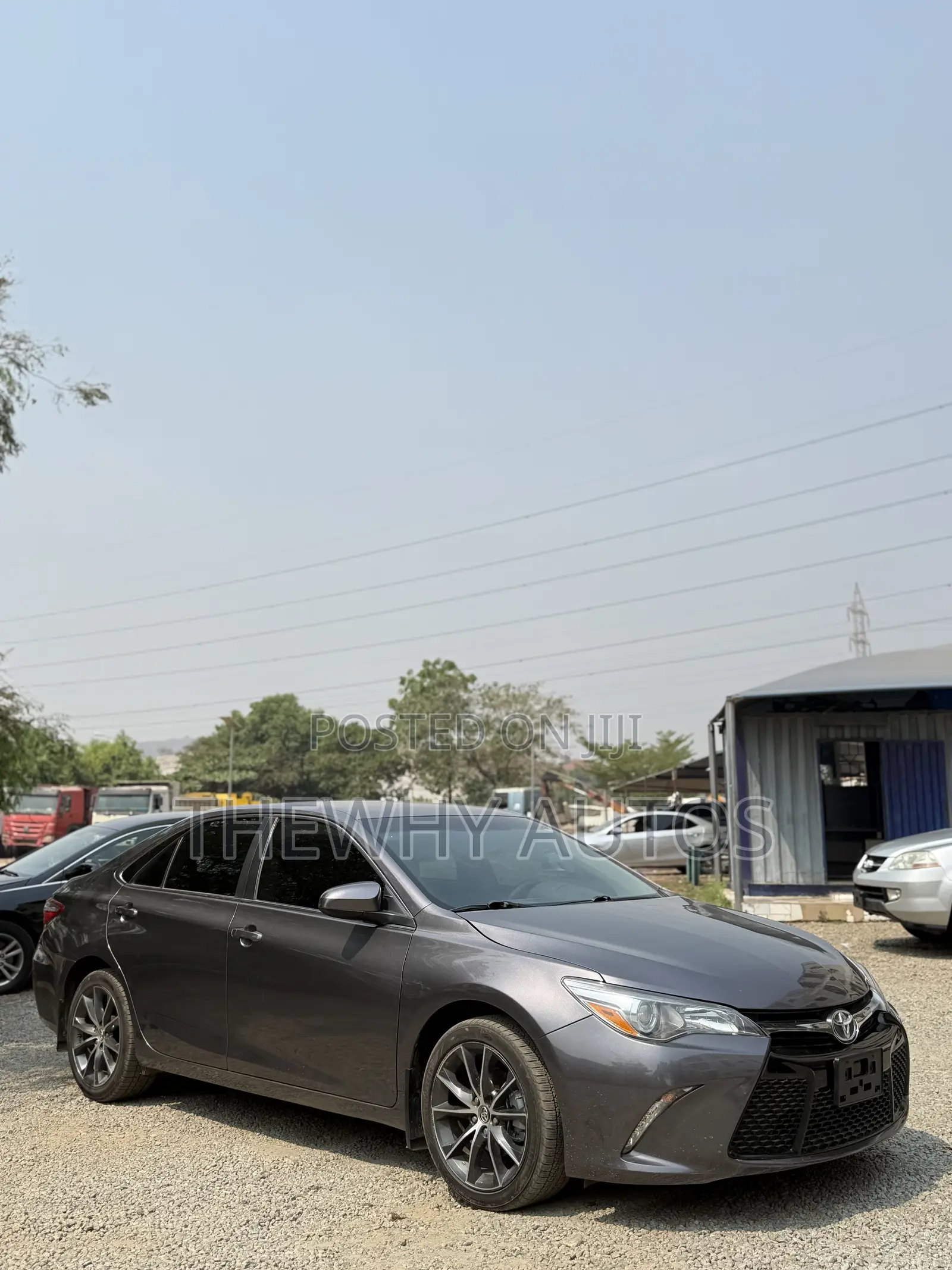 Toyota Camry XSE 4dr Sedan (2.5l 4cyl 6A) 2016 Gray