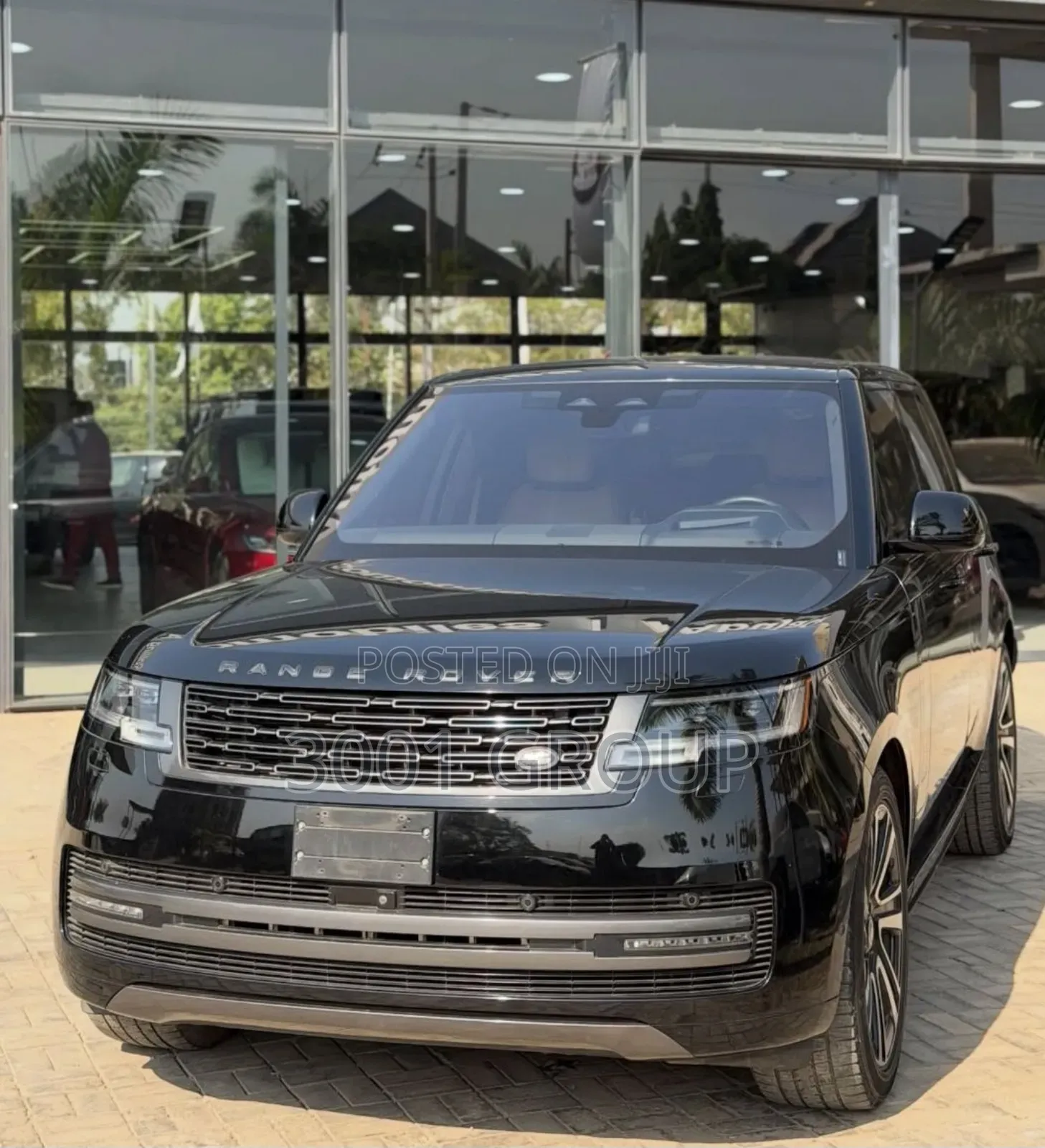 Land Rover Range Rover Vogue 2023 Black