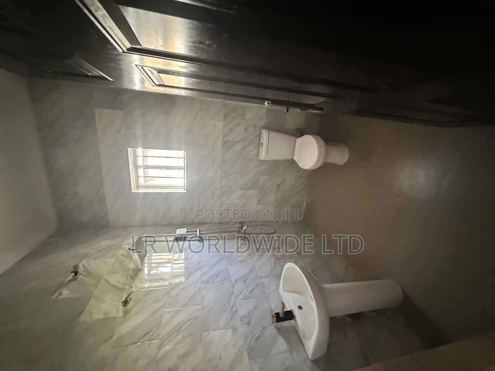 3bdrm Bungalow in Von, Lugbe District for sale