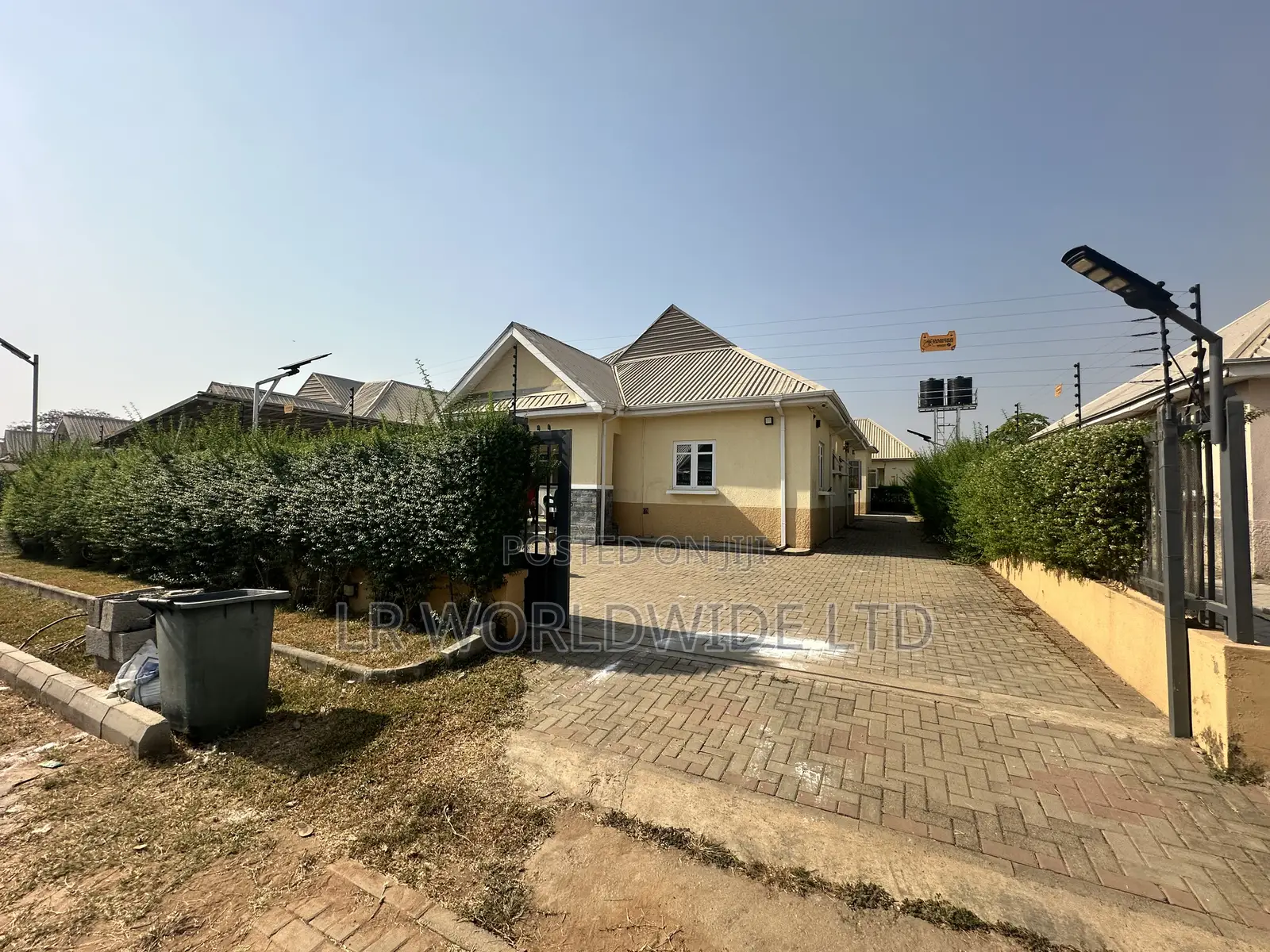3bdrm Bungalow in Von, Lugbe District for sale