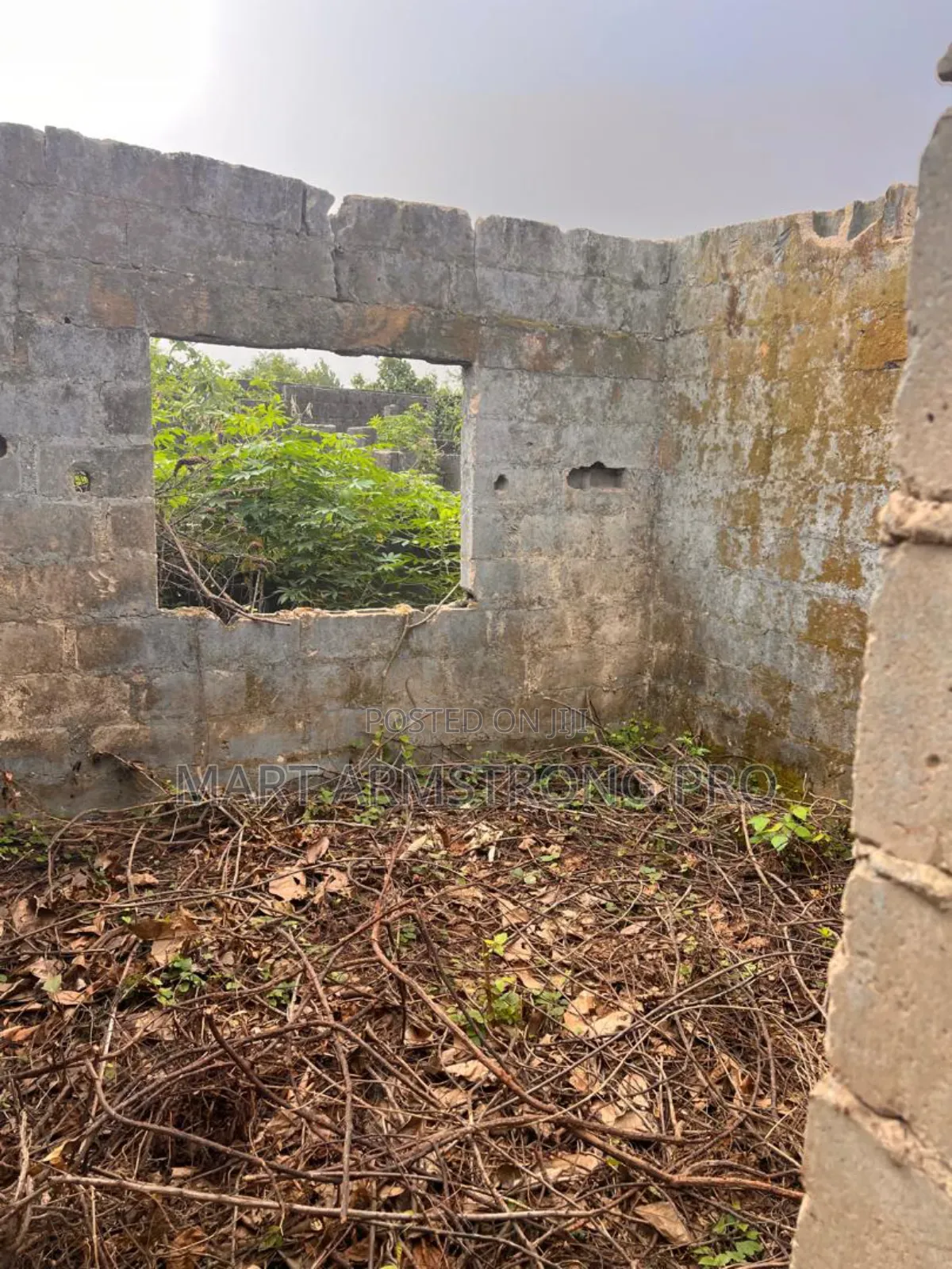 4bdrm Bungalow in Igbosoro Off, Ikorodu for sale