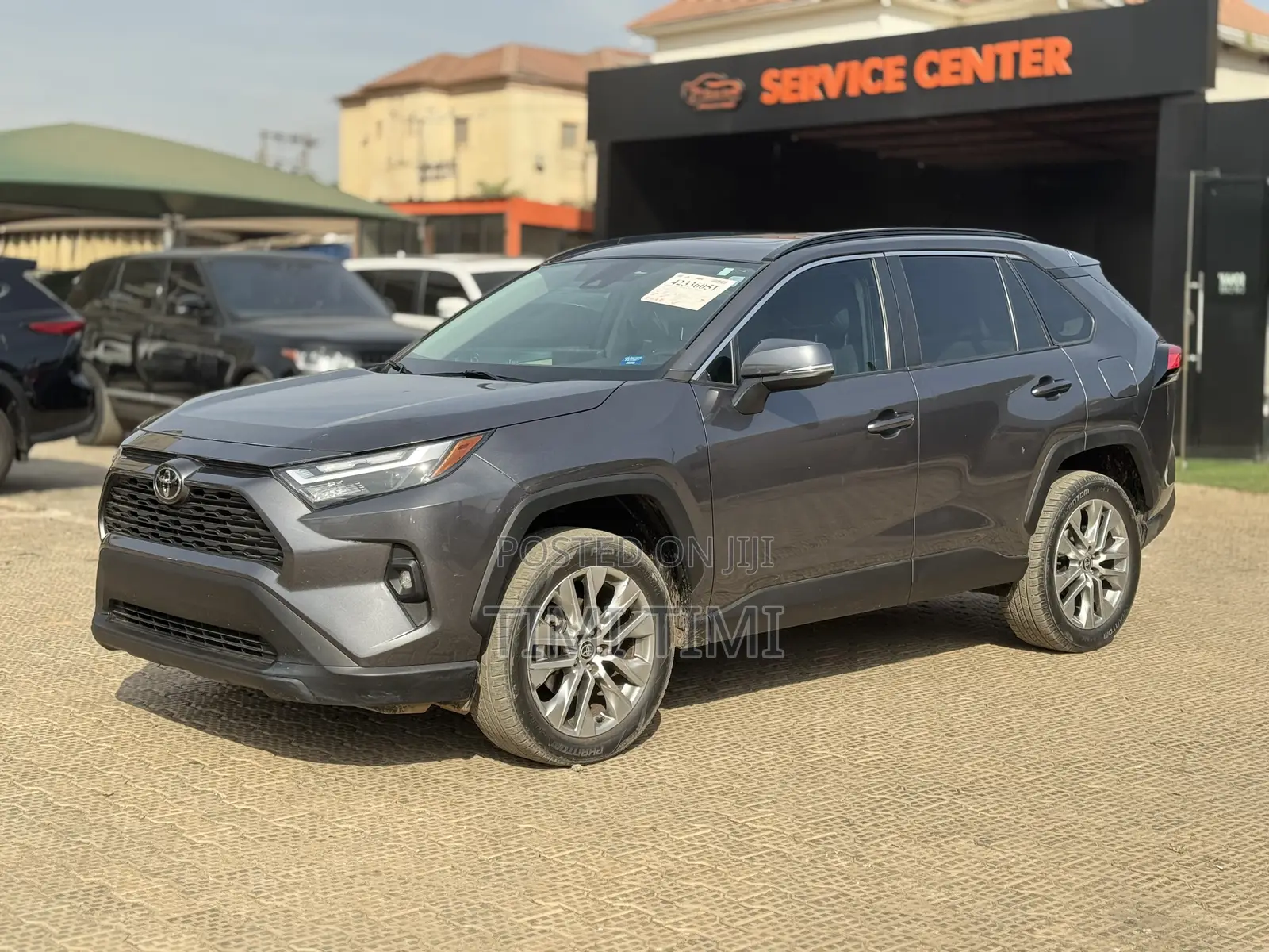 Toyota RAV4 Limited 2021 Gray