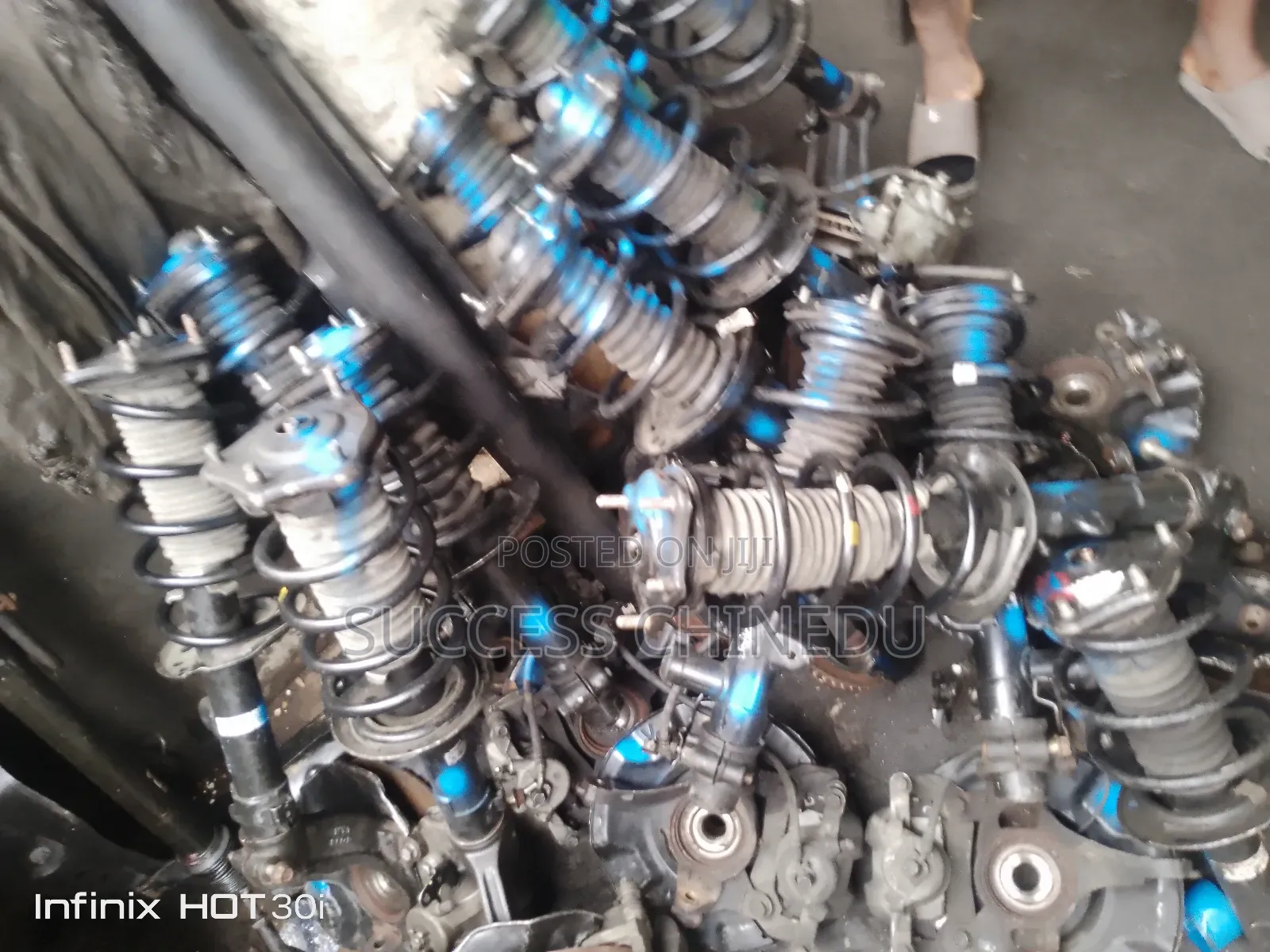 Complete Front Shock And Hob For Honda Crv 2018