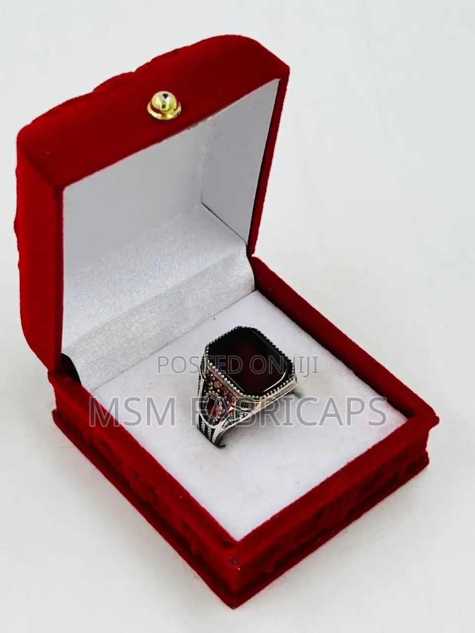 Azurfa (Silver Rings)