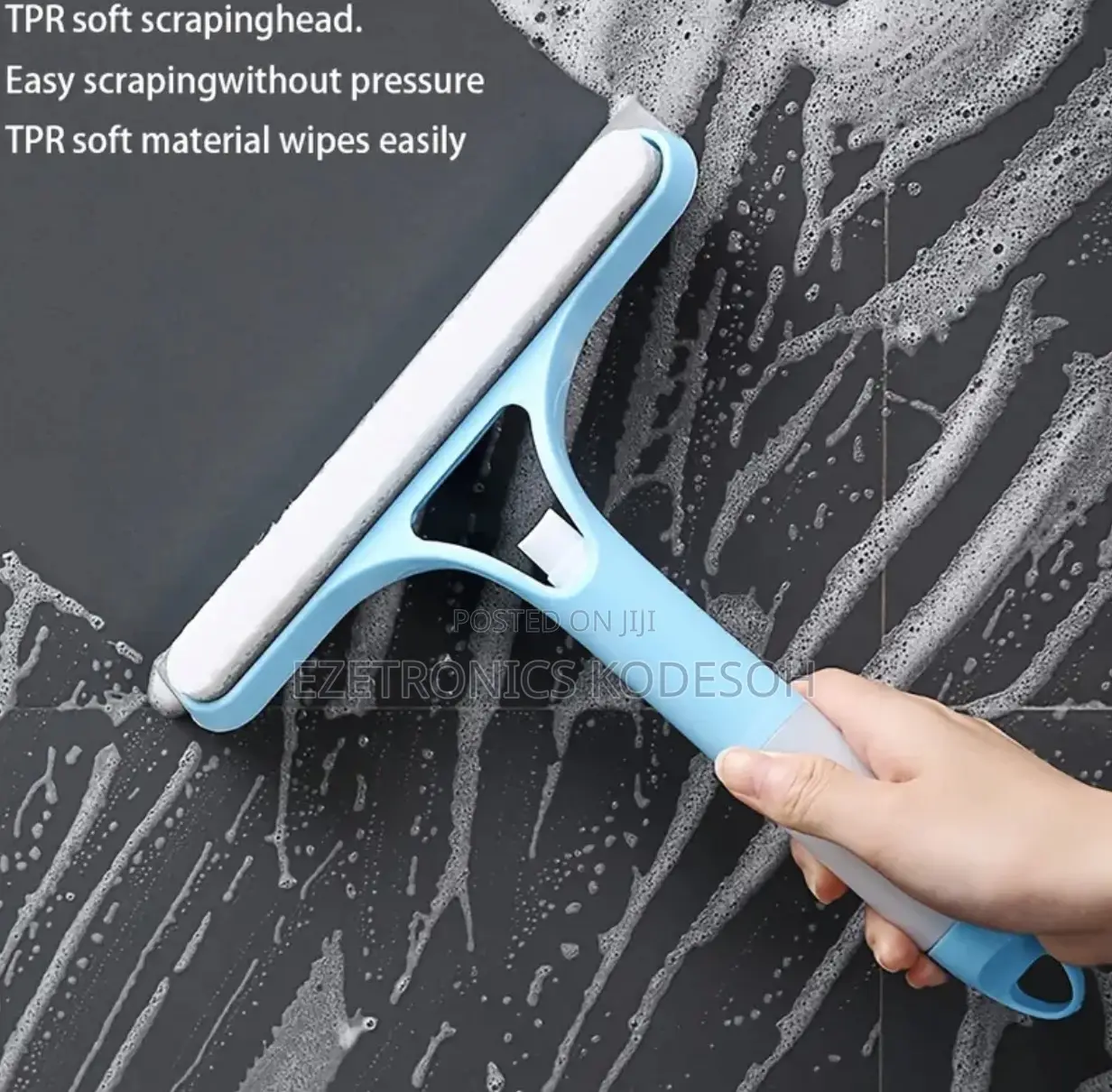 3-in-1 Mirror Scraper With Removable Microfiber