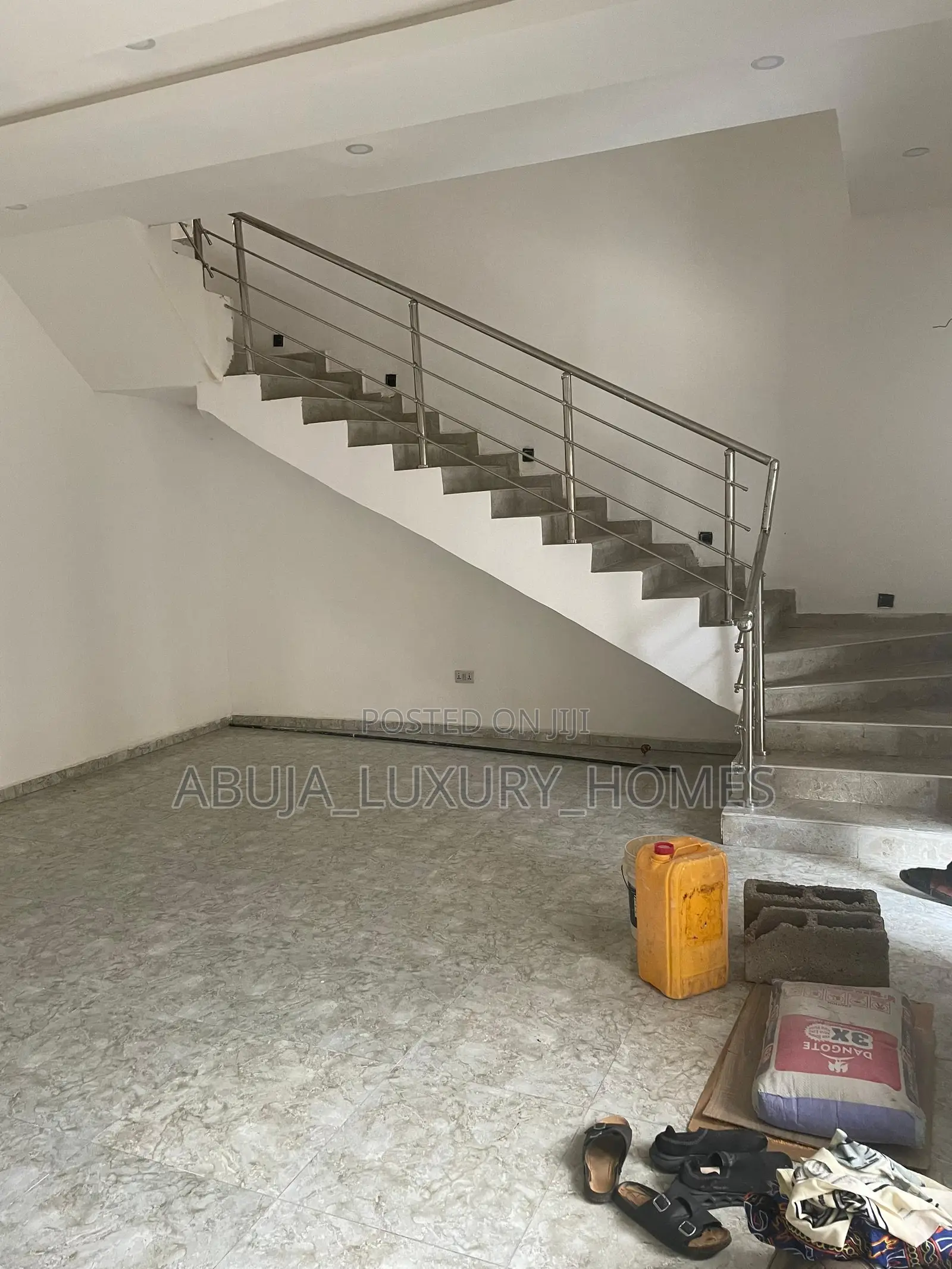3bdrm Townhouse/Terrace in Brookshore, Gwarinpa for sale