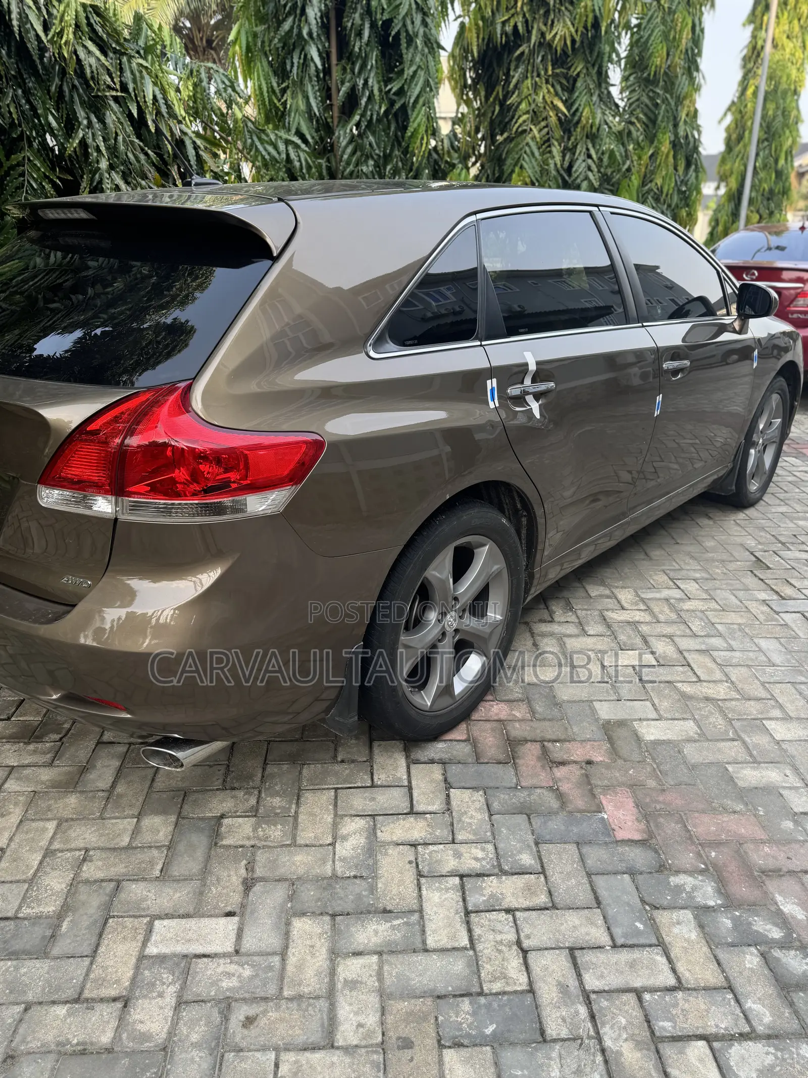 Toyota Venza V6 AWD 2010 Brown