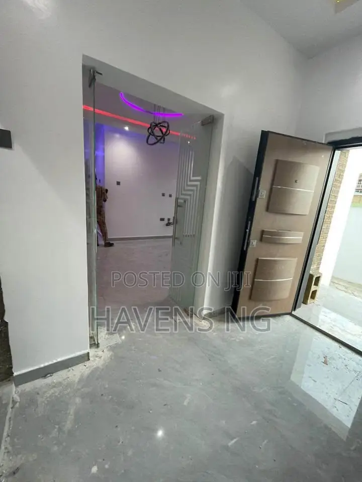 3bdrm Bungalow in Abdulsalam Estate, Akobo for sale