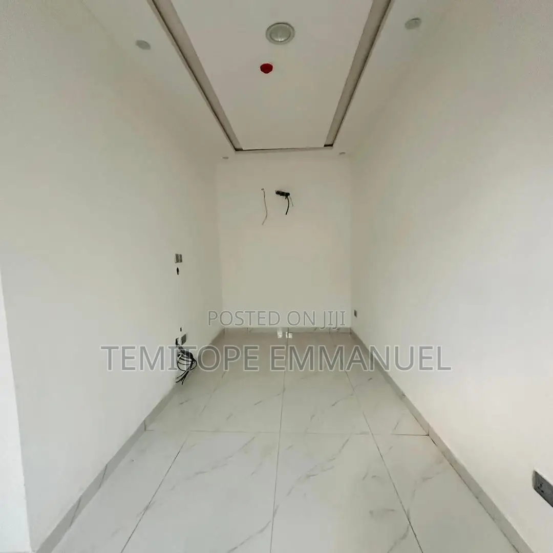 Furnished 4bdrm Duplex in Maryland for sale