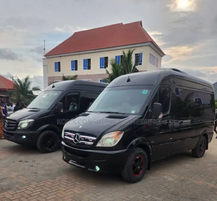 Mercedes-Benz Sprinter 2016 Black