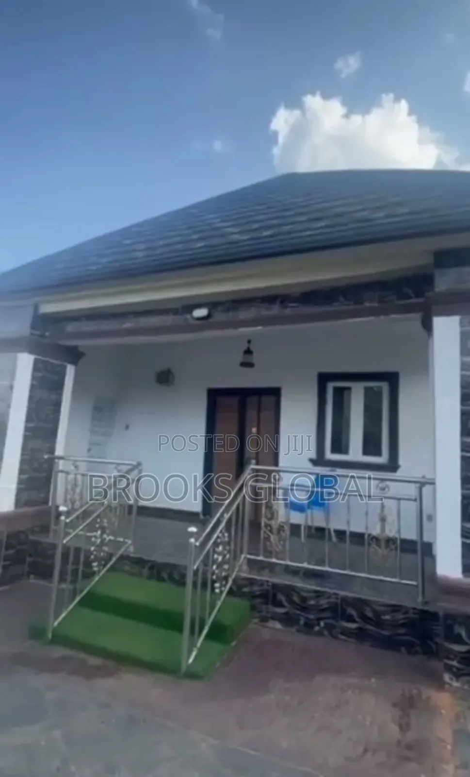 4bdrm Bungalow in Benin City for sale