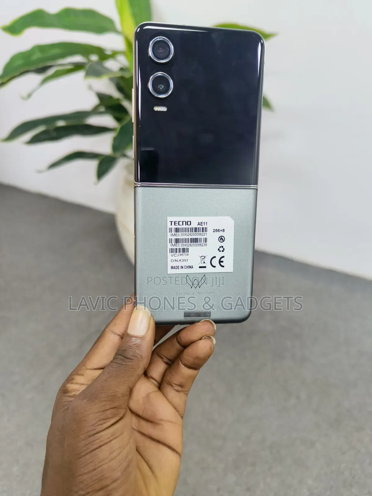 New Tecno Phantom V Flip2 5G 256 GB Gray