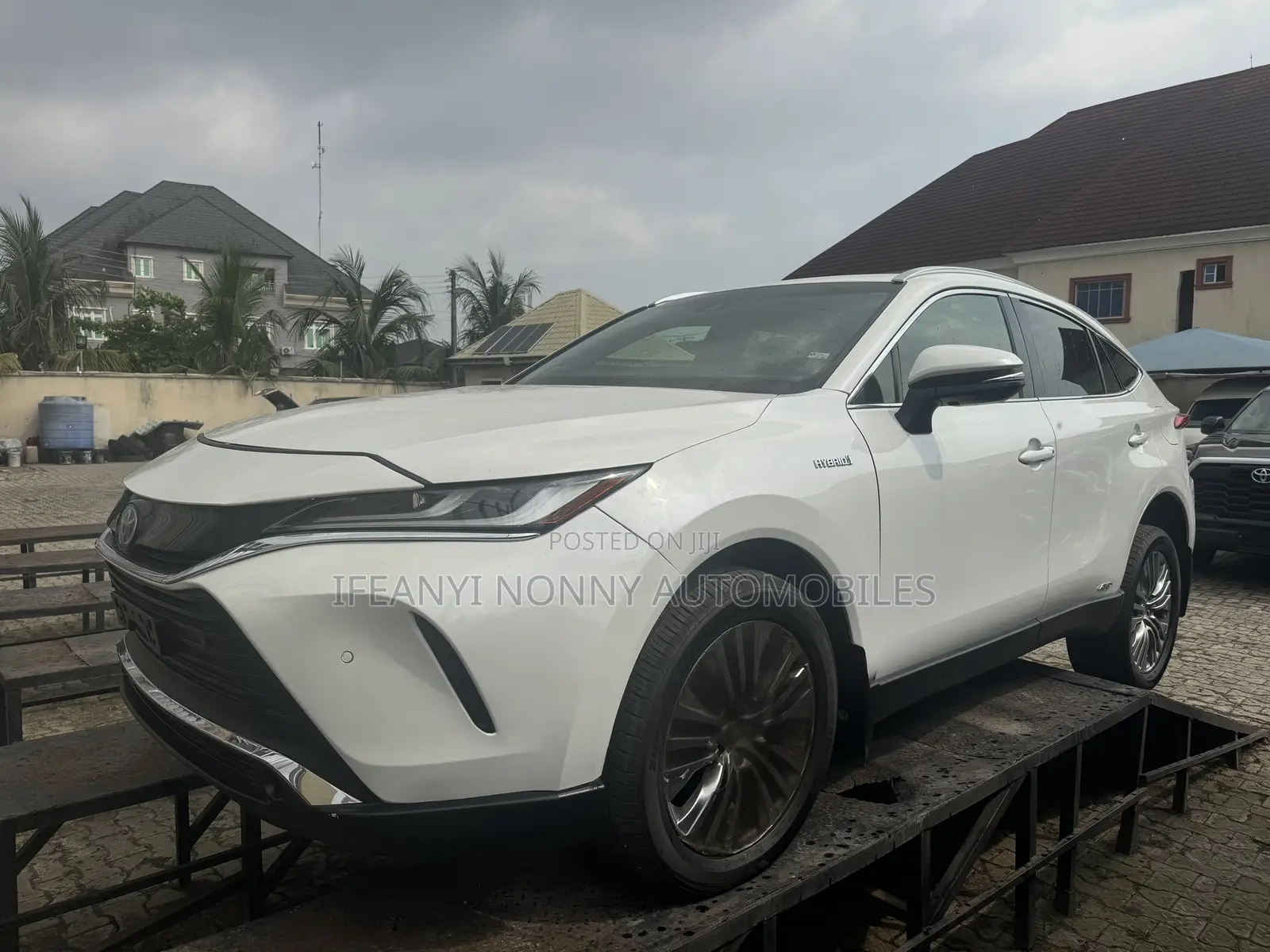 Toyota Venza XLE AWD 2023 White
