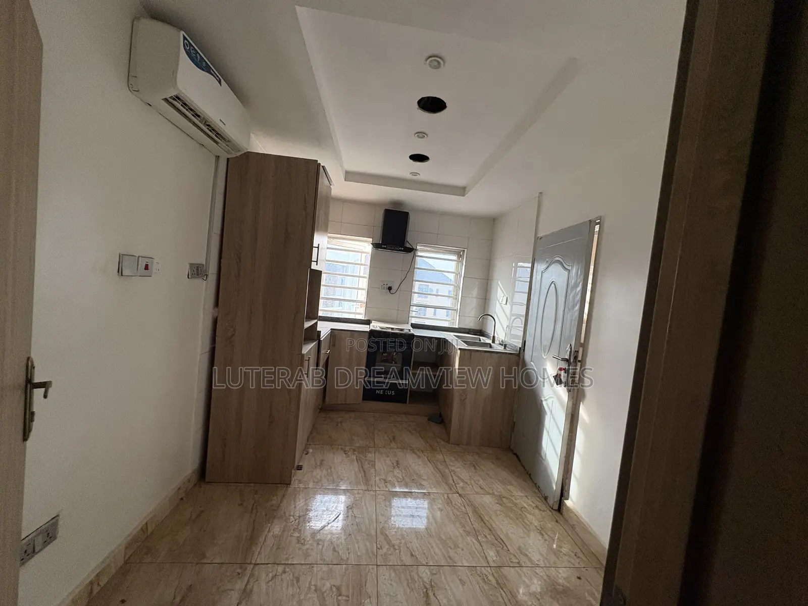 1bdrm Block of Flats in Nico Junction for rent