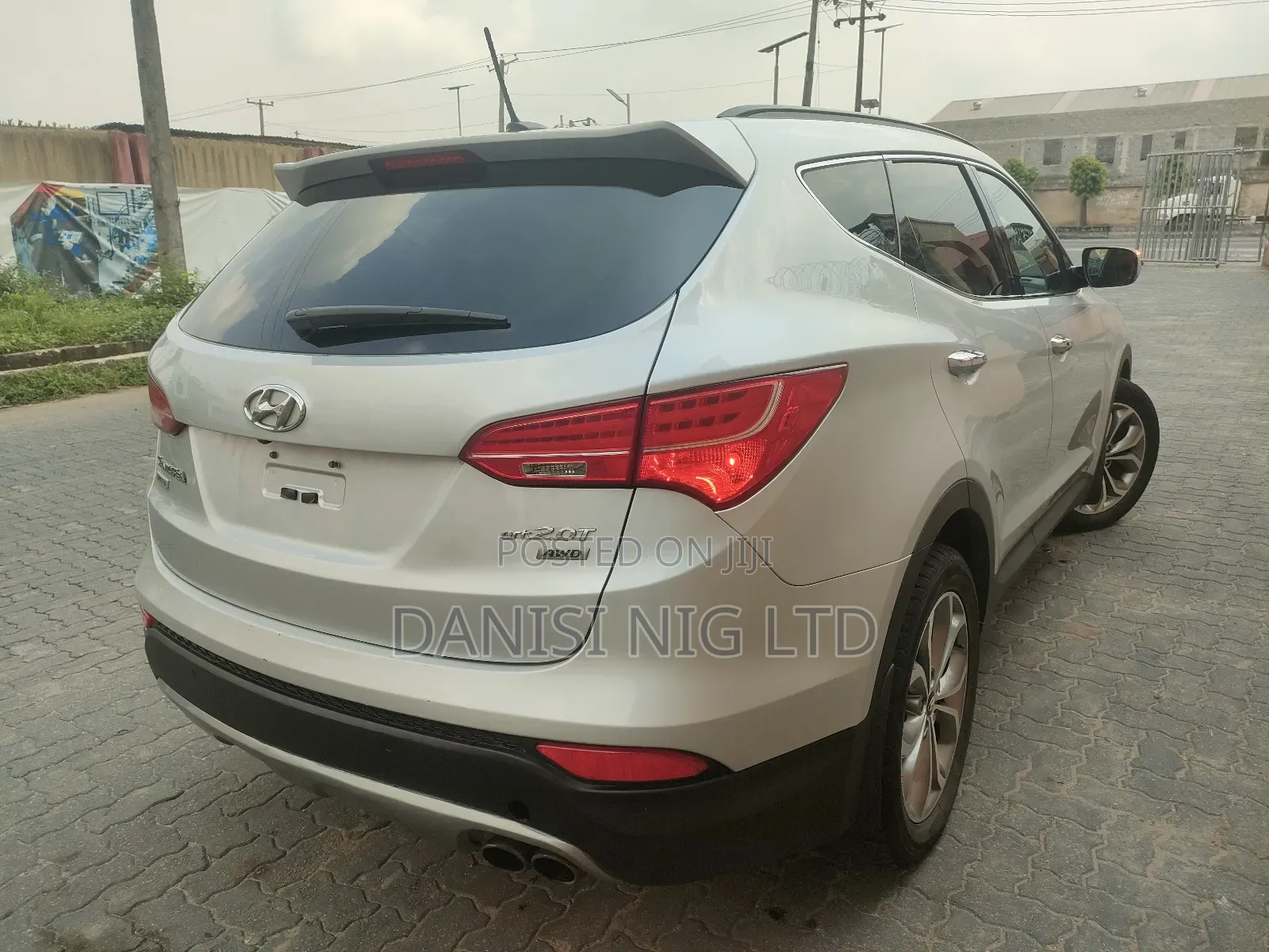 Hyundai Santa Fe Limited 4dr SUV AWD w/Saddle Interior (3.3L 6cyl 6A)