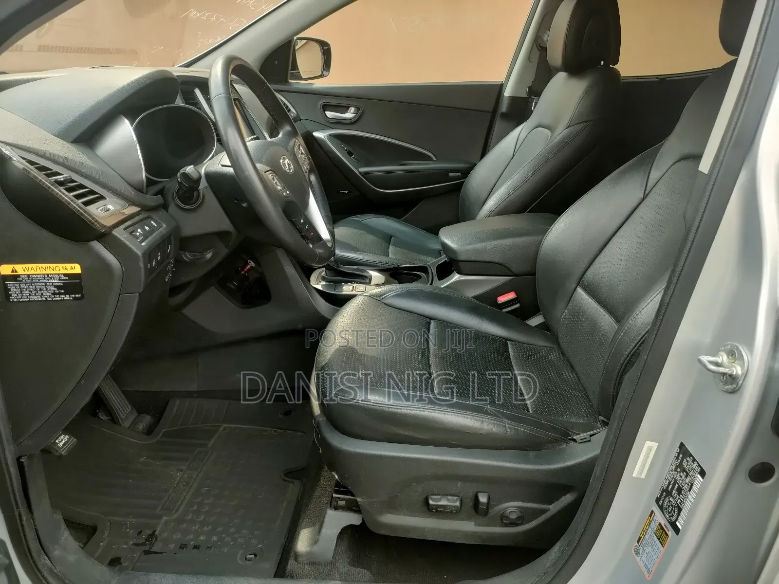 Hyundai Santa Fe Limited 4dr SUV AWD w/Saddle Interior (3.3L 6cyl 6A)