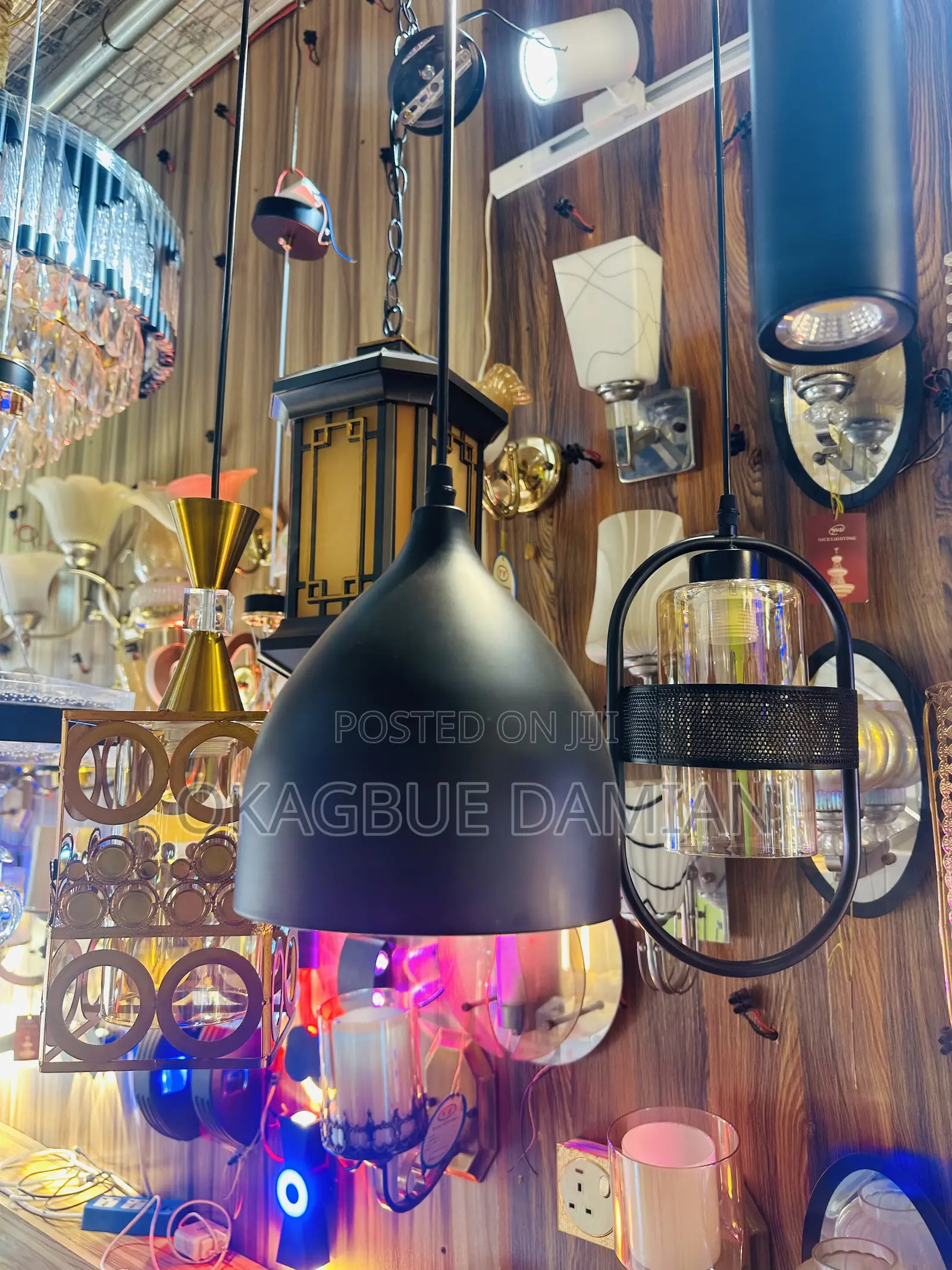 Pendant Dropping Incandescent
