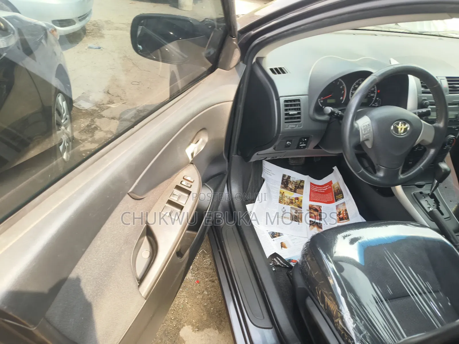 Toyota Corolla LE 4dr Sedan (1.8L 4cyl 4A) 2010 Gray
